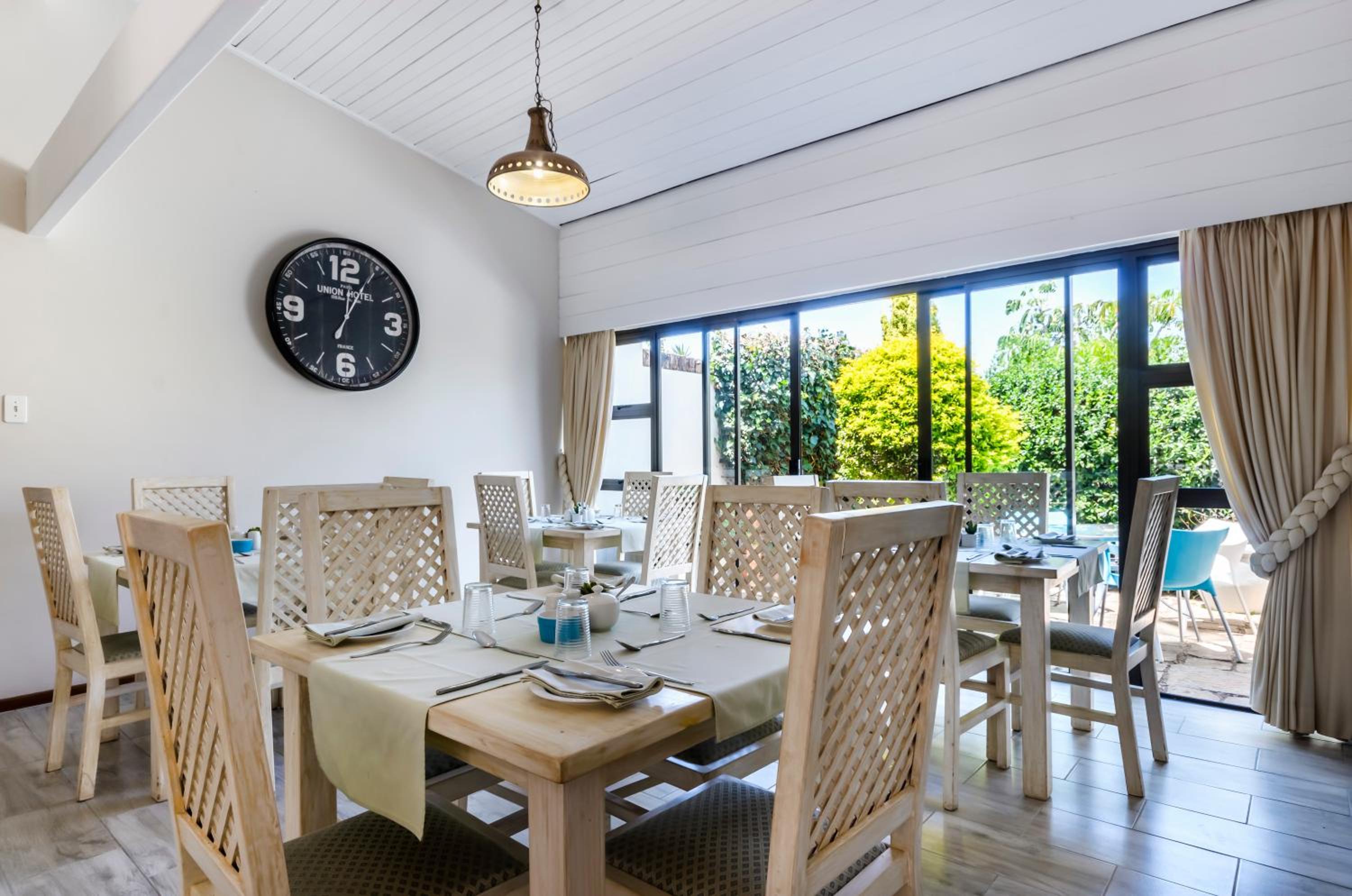 Admirals Lodge Guest House and Brightways self catering apartments
