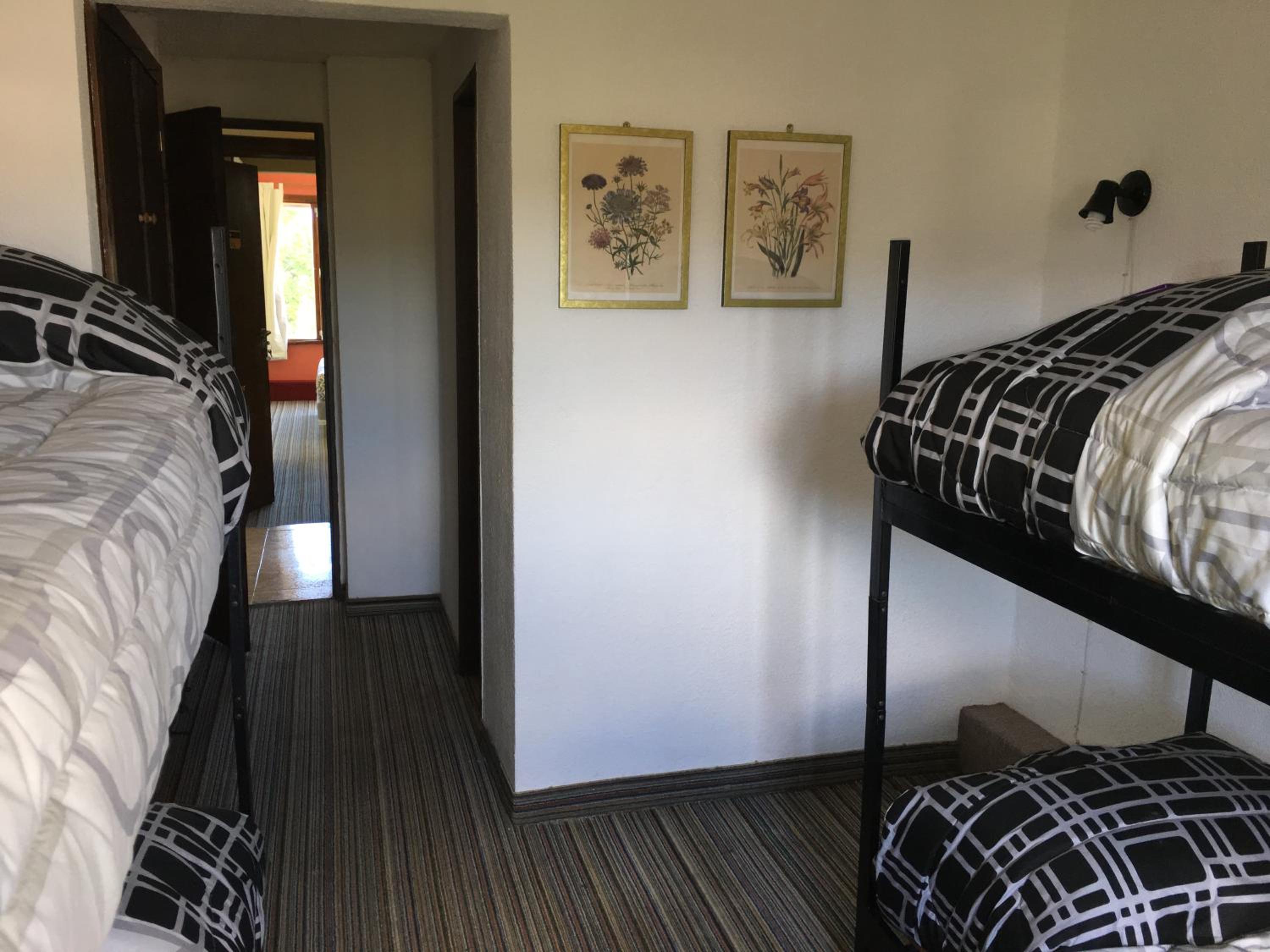 Italia Inn Hostel
