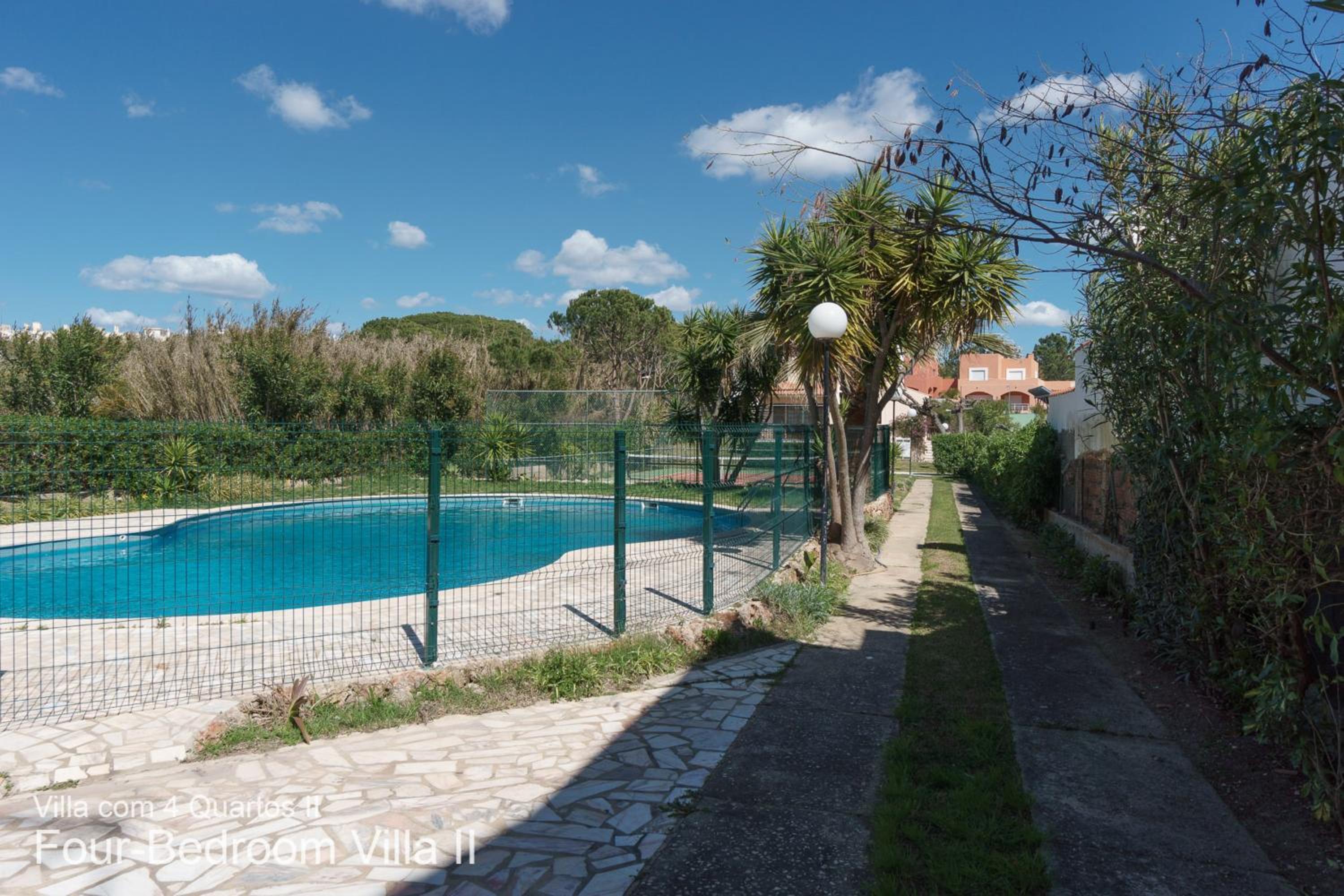 Akivillas Quarteira Rose view 4