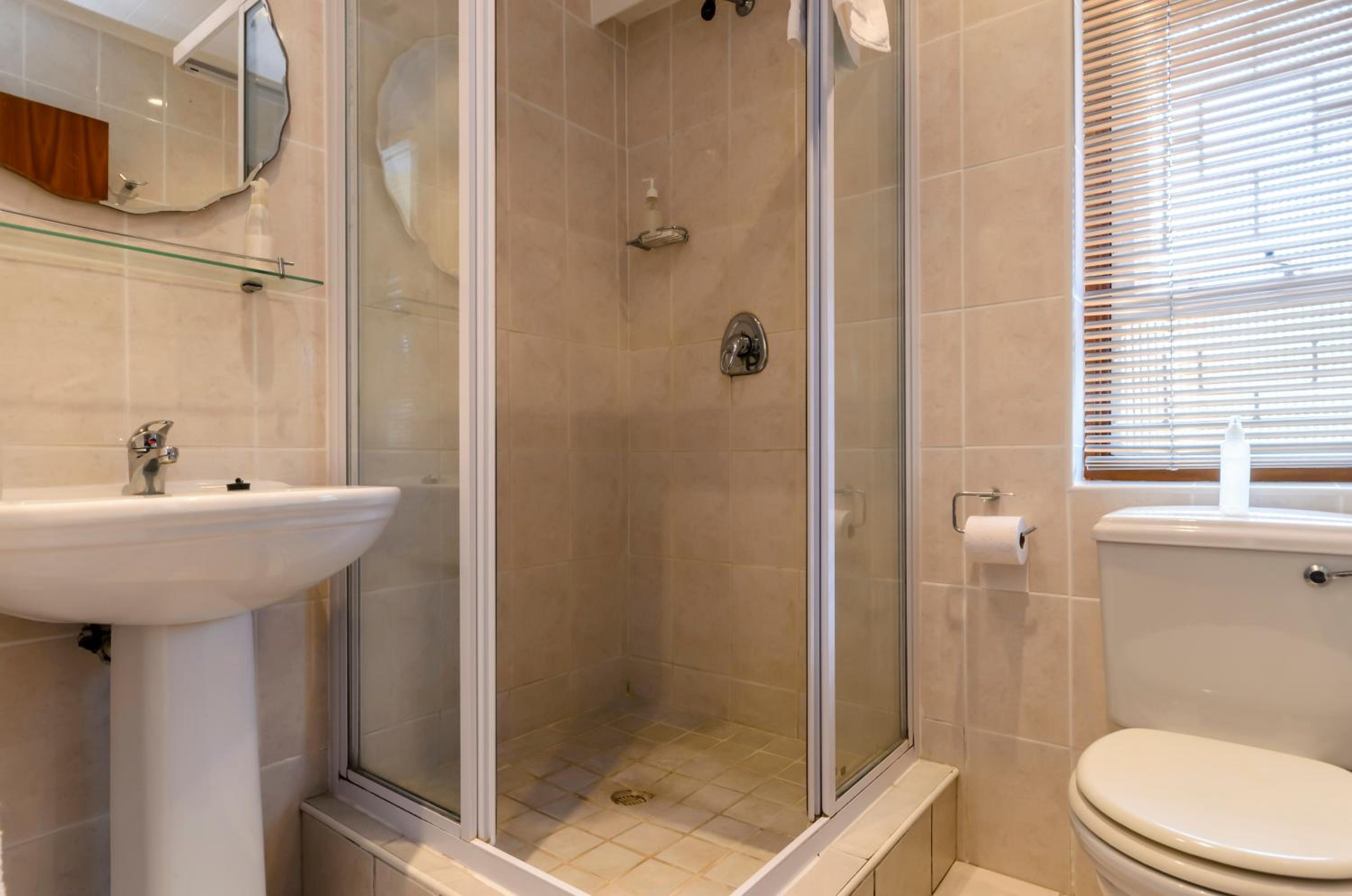 Admirals Lodge Guest House and Brightways self catering apartments
