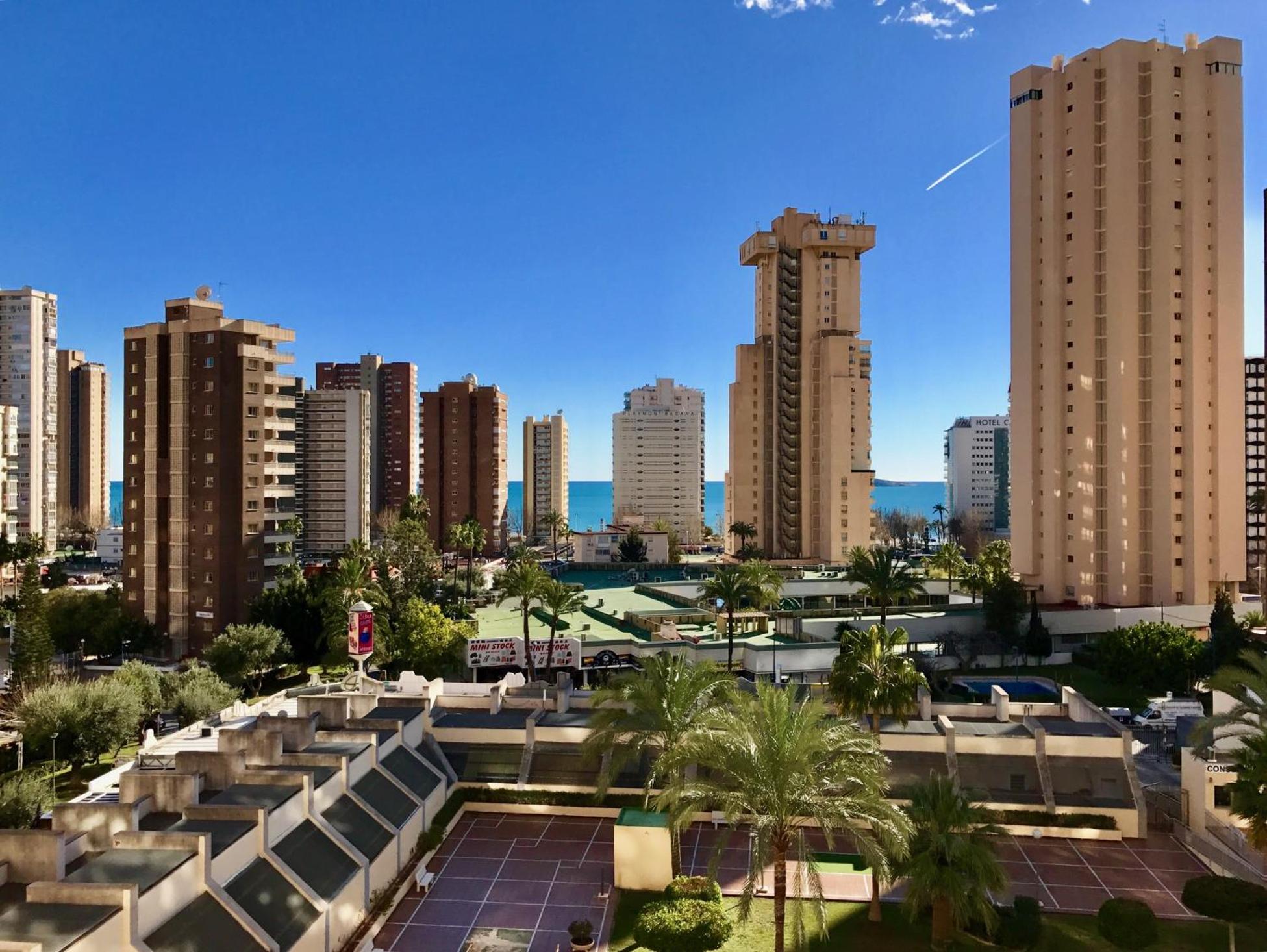 Los Gemelos 20 - Aloturin Benidorm view 5