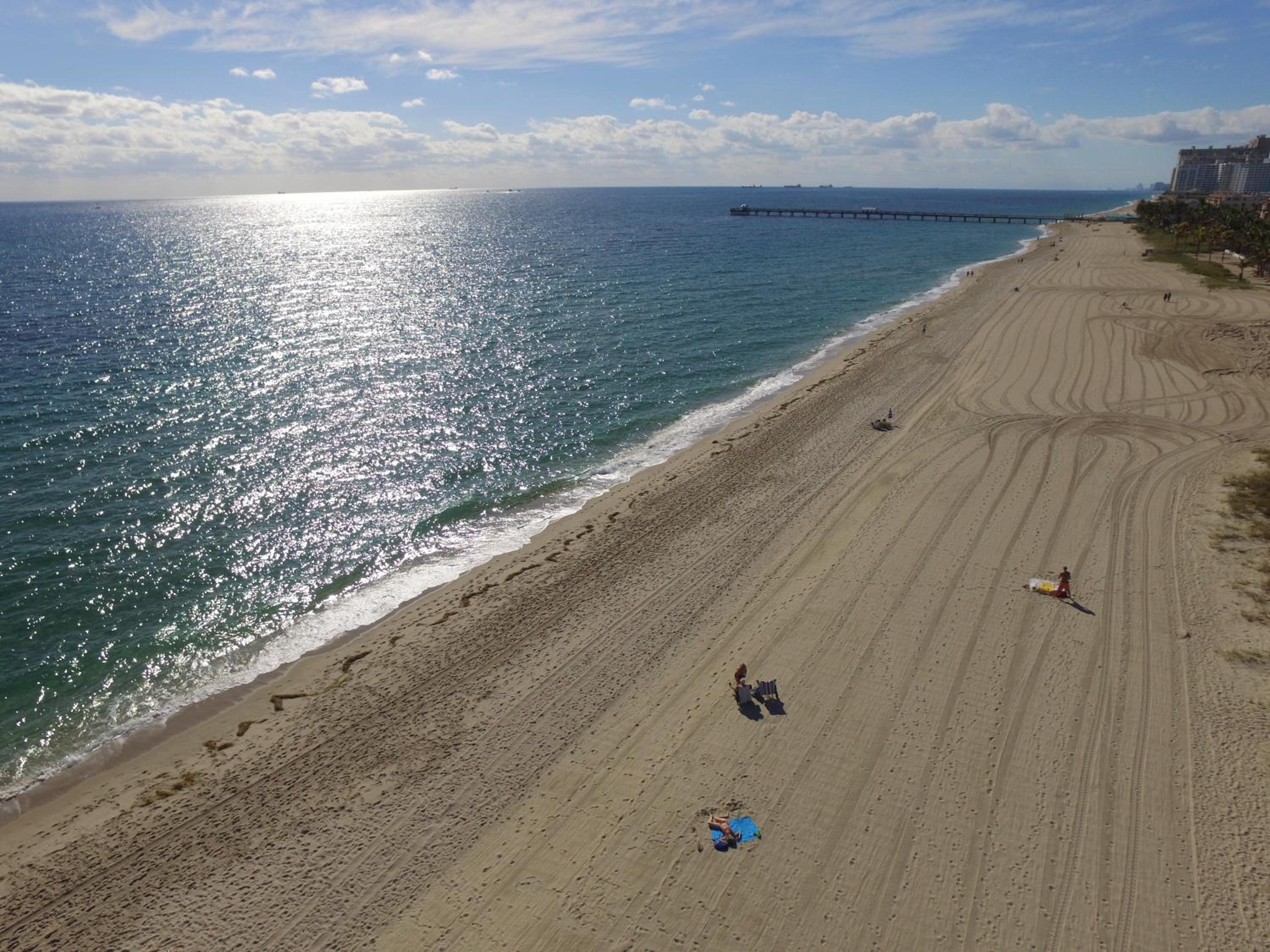 Fort Lauderdale Vacations - Best Florida Resort - Property Image 1