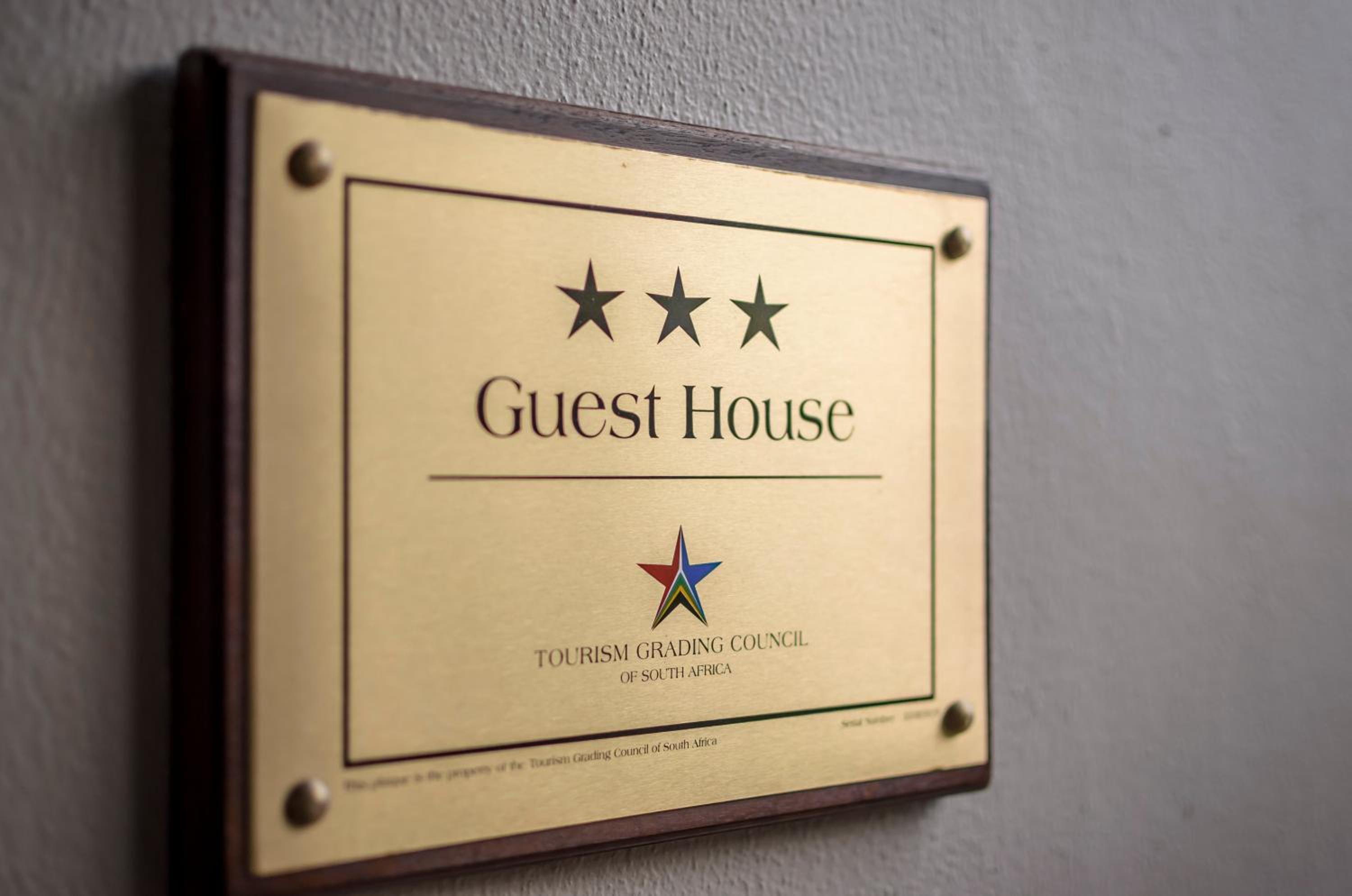 Admirals Lodge Guest House and Brightways self catering apartments