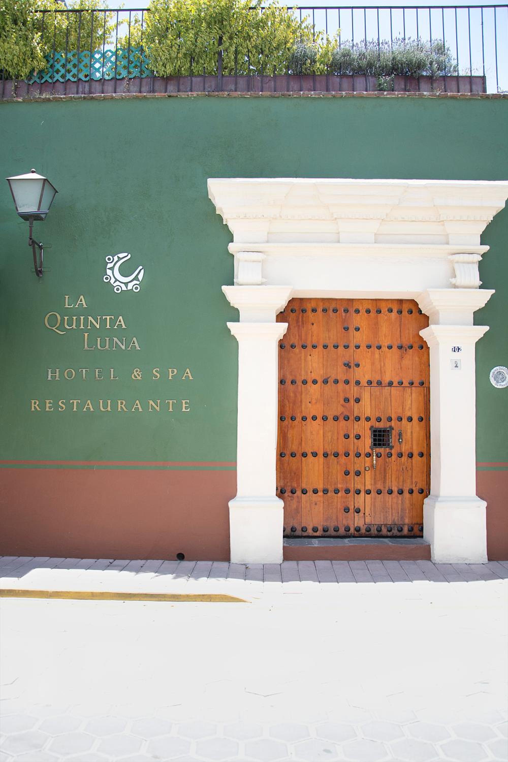 Hotel Quinta Luna