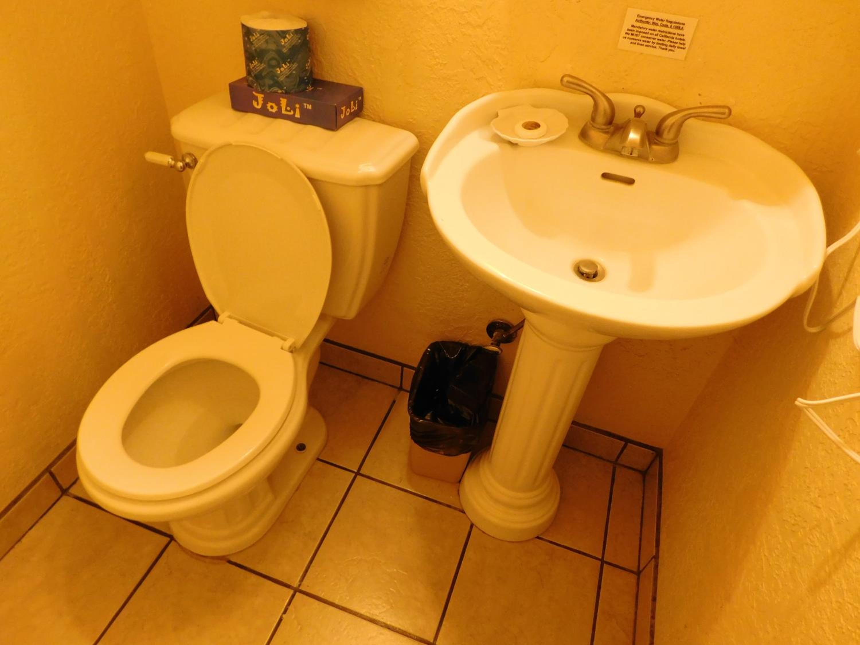 Capitola Venetian Hotel 3