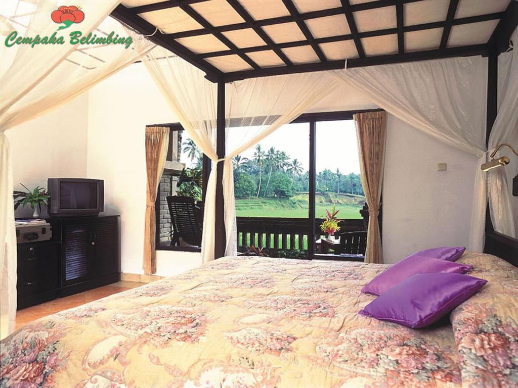 Cempaka Belimbing Villa