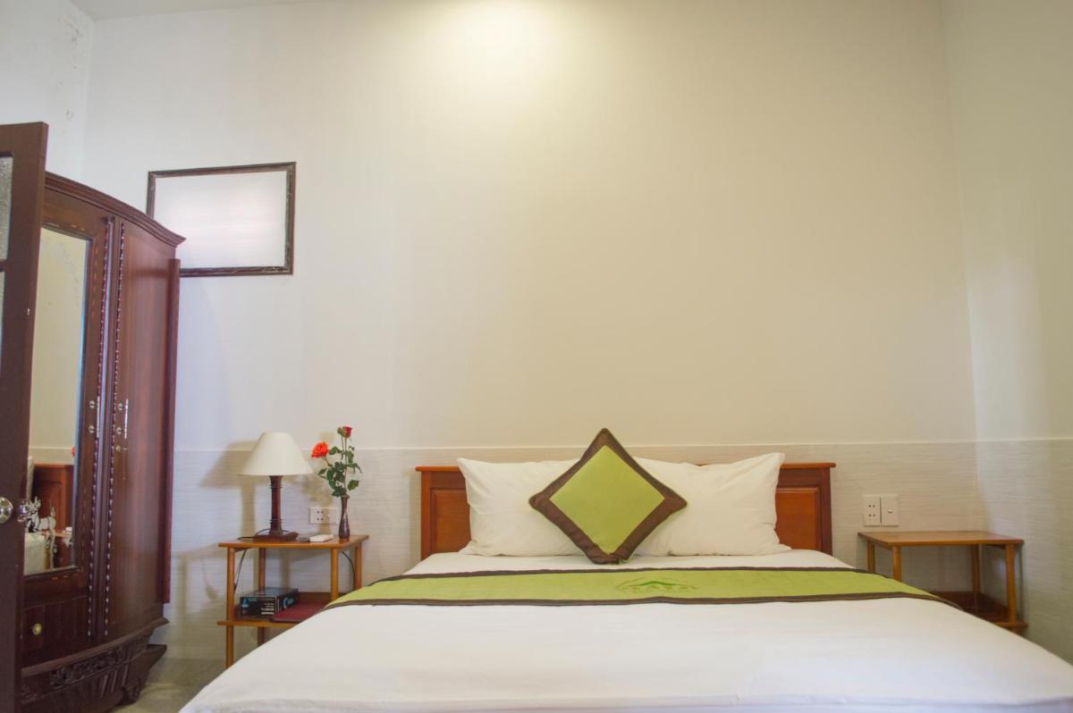 HaLo HomeStay