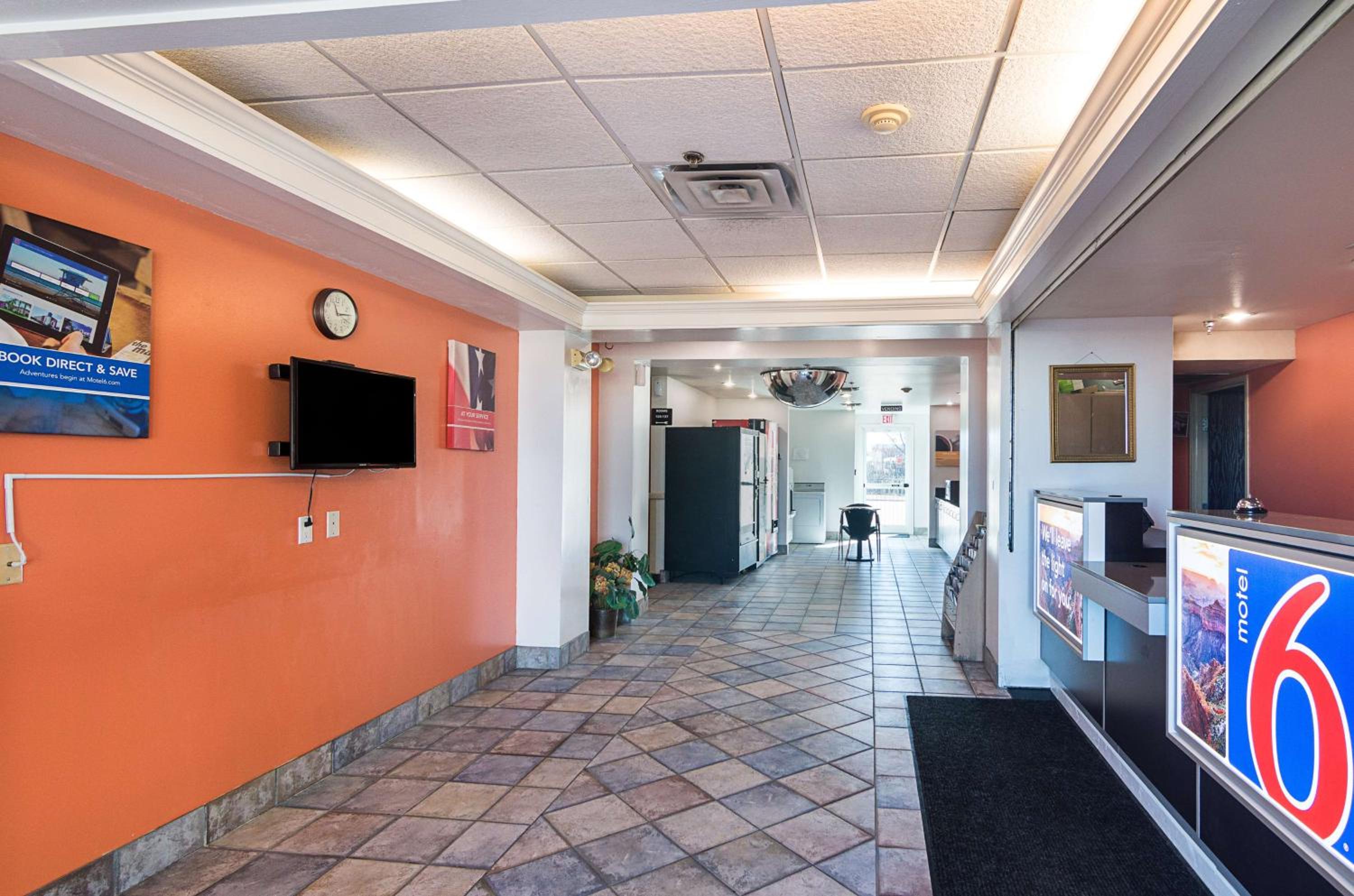Motel 6-Terrell, TX