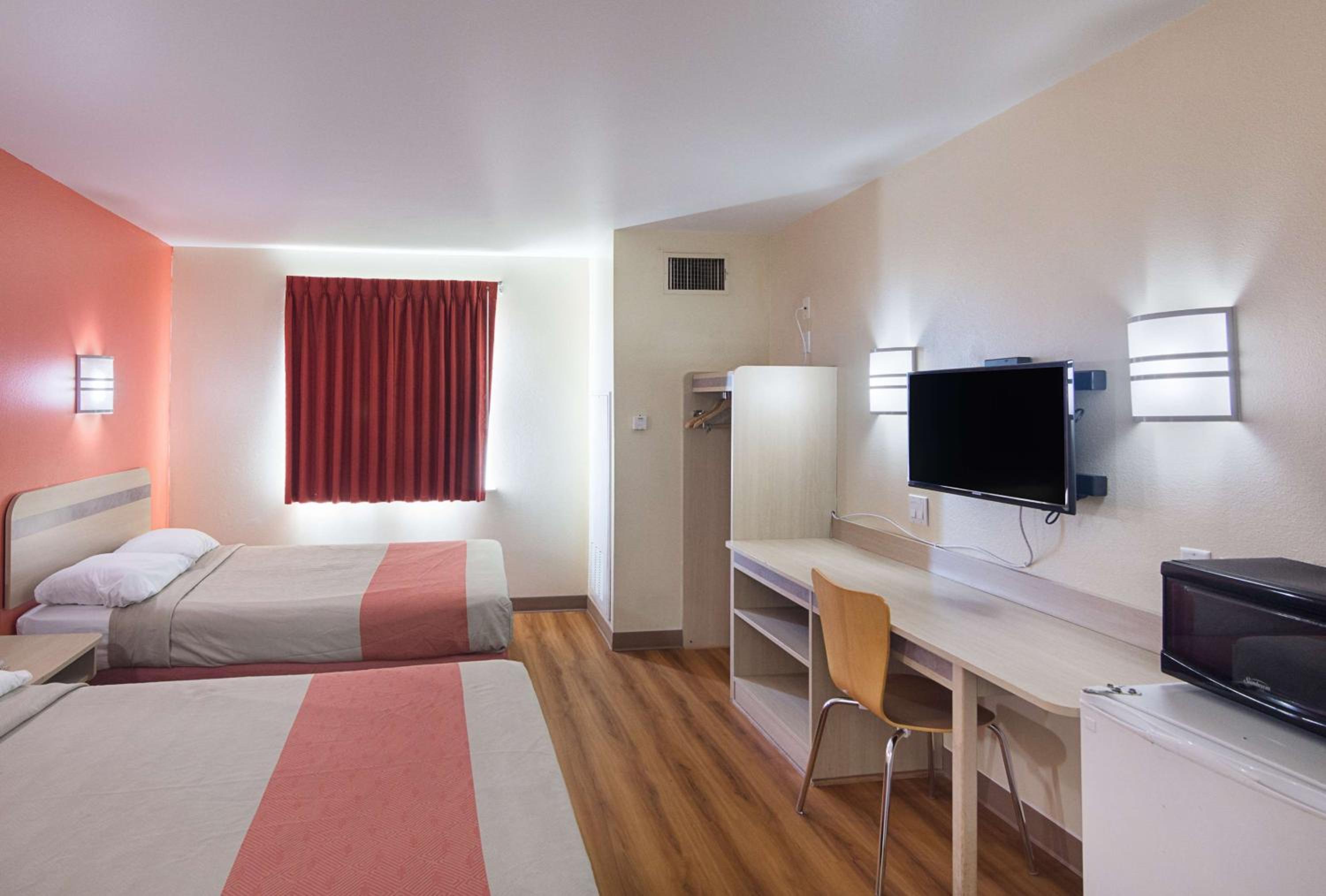 Motel 6-Terrell, TX