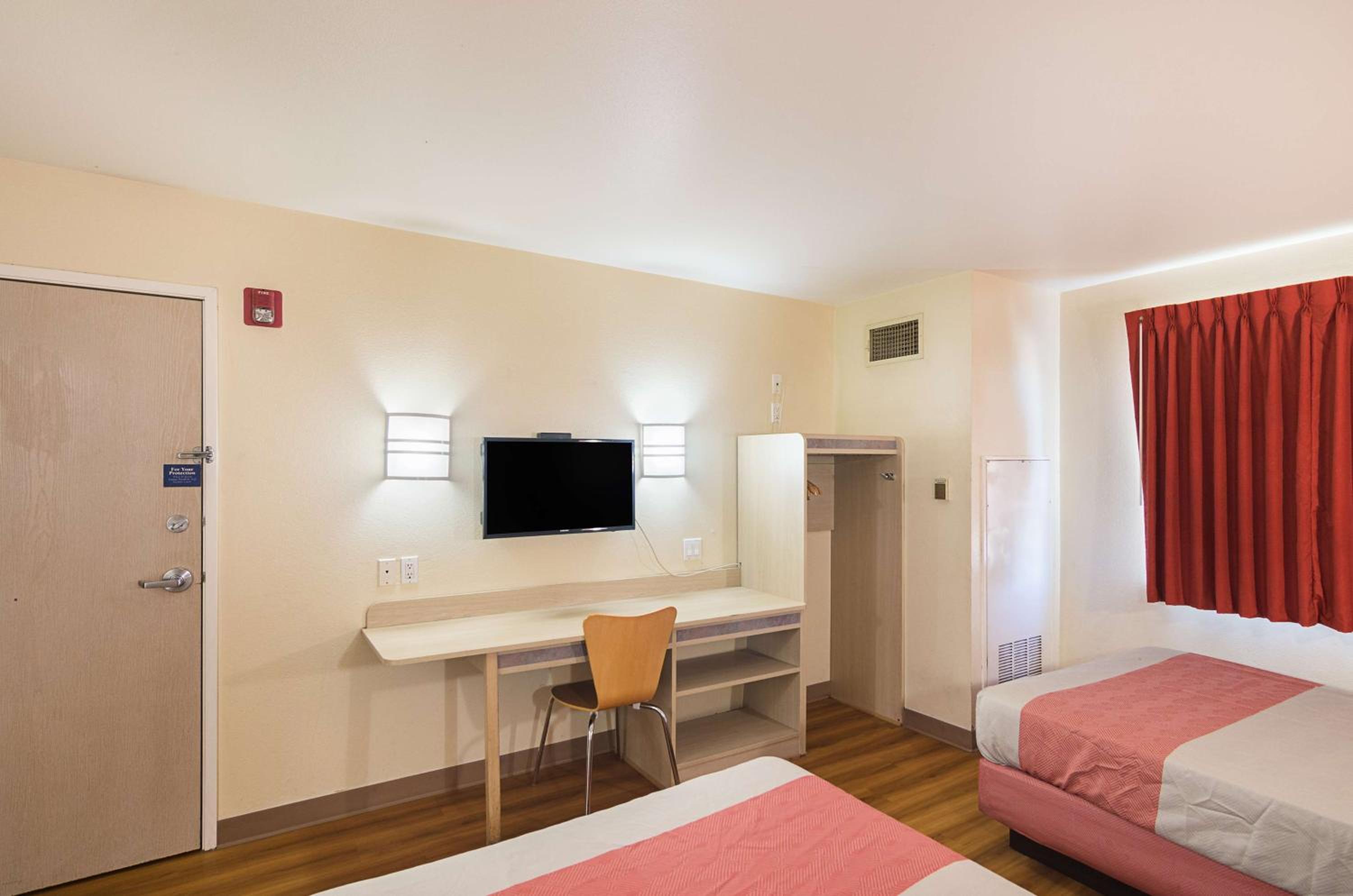 Motel 6-Terrell, TX