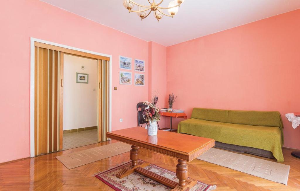 Apartments Fazanska 930 view 4