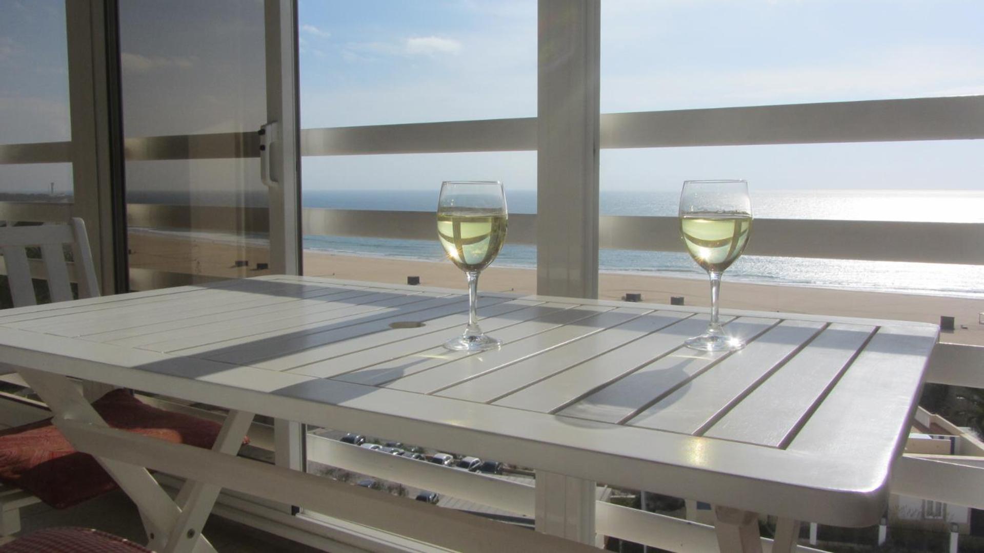Miramar Apartments view 5