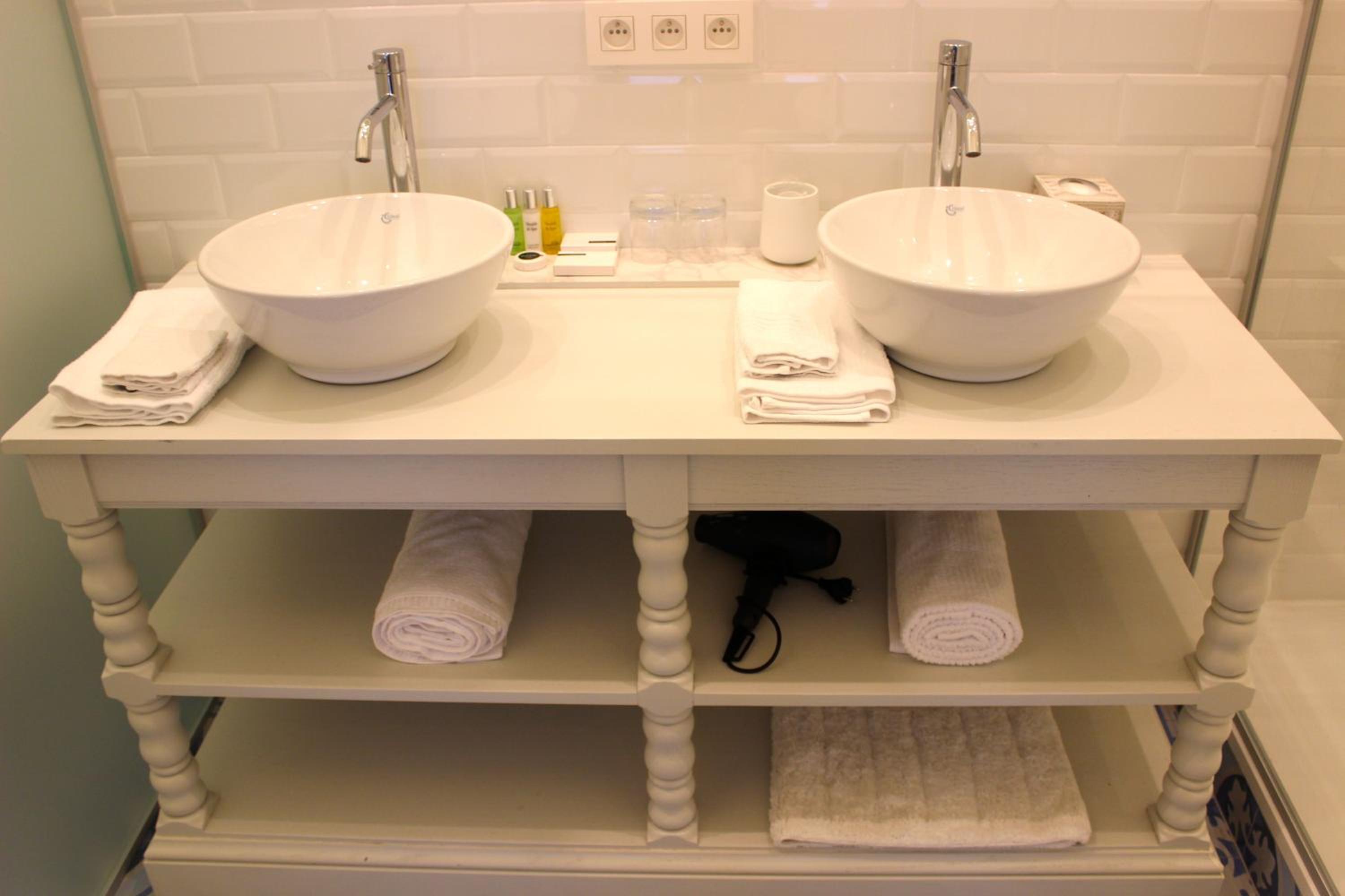 The Hamptons Boutique Hotel