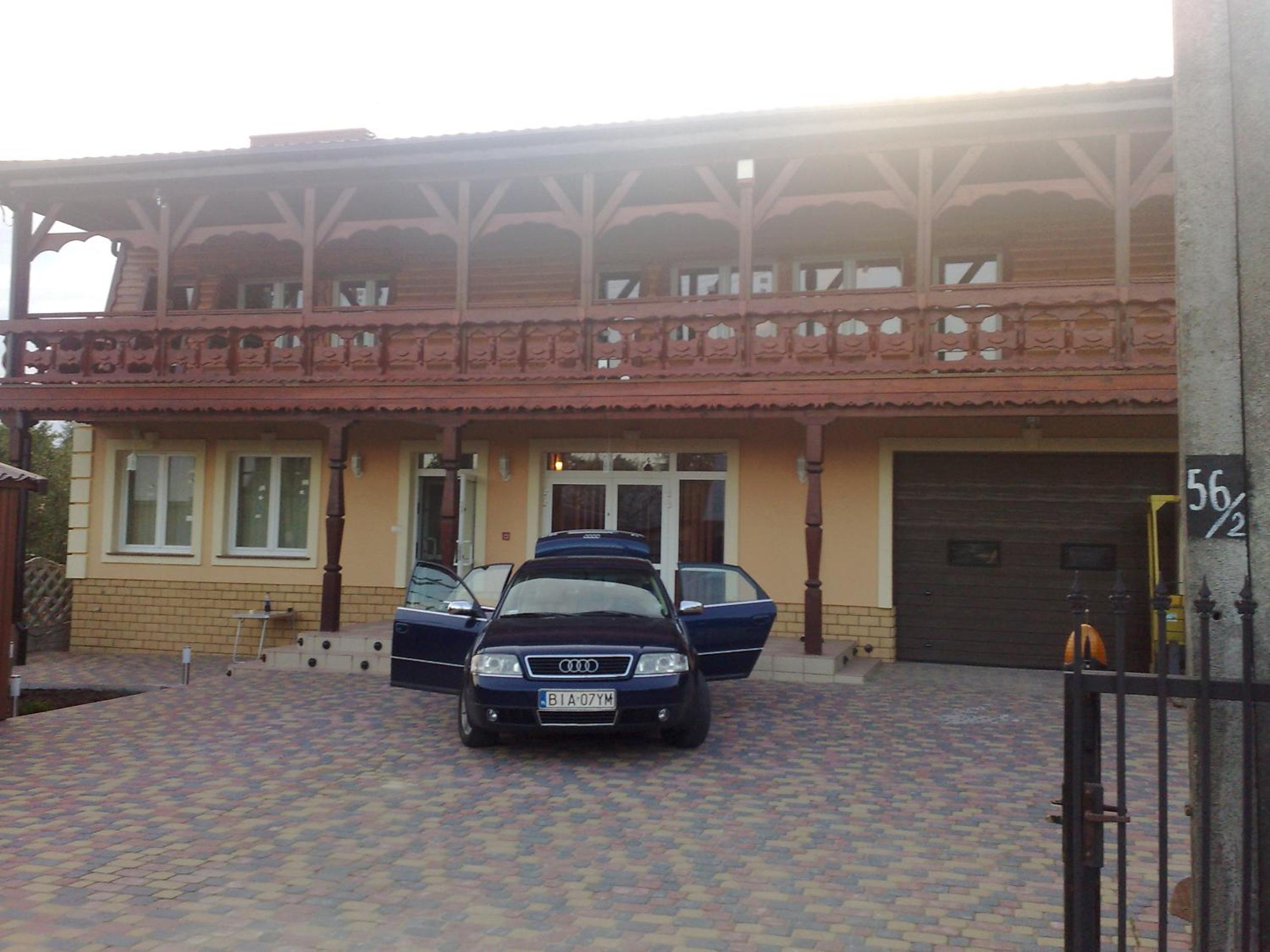 Photo 46