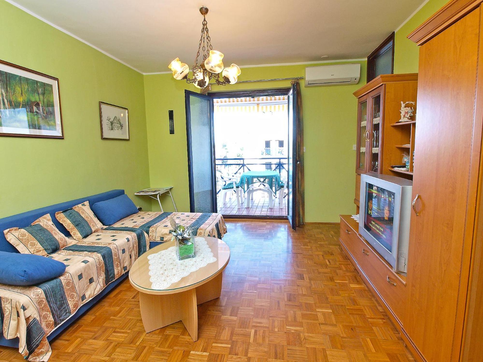 Apartment Gortanova 942 view 5