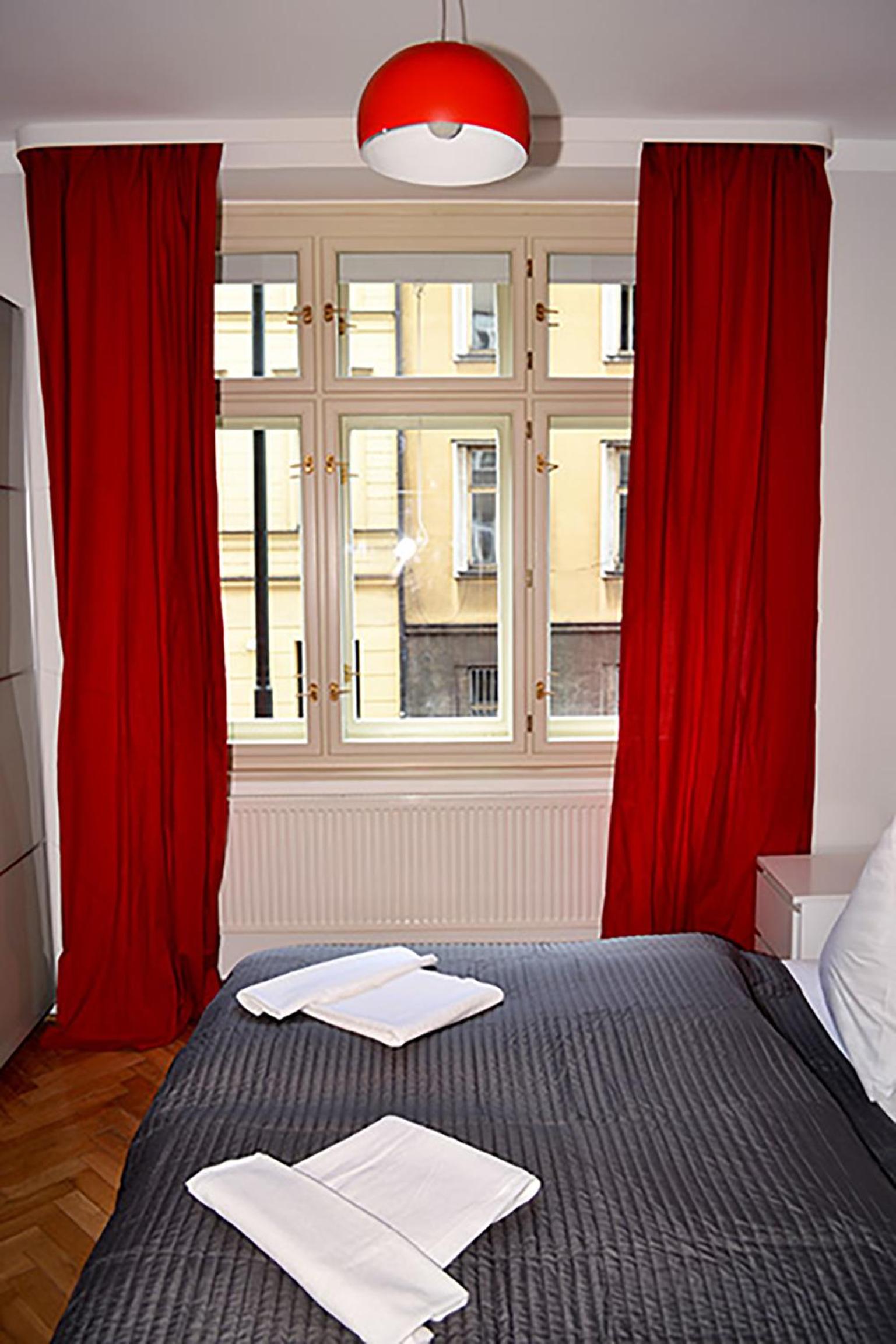Classic 2BDR suite by Ruterra