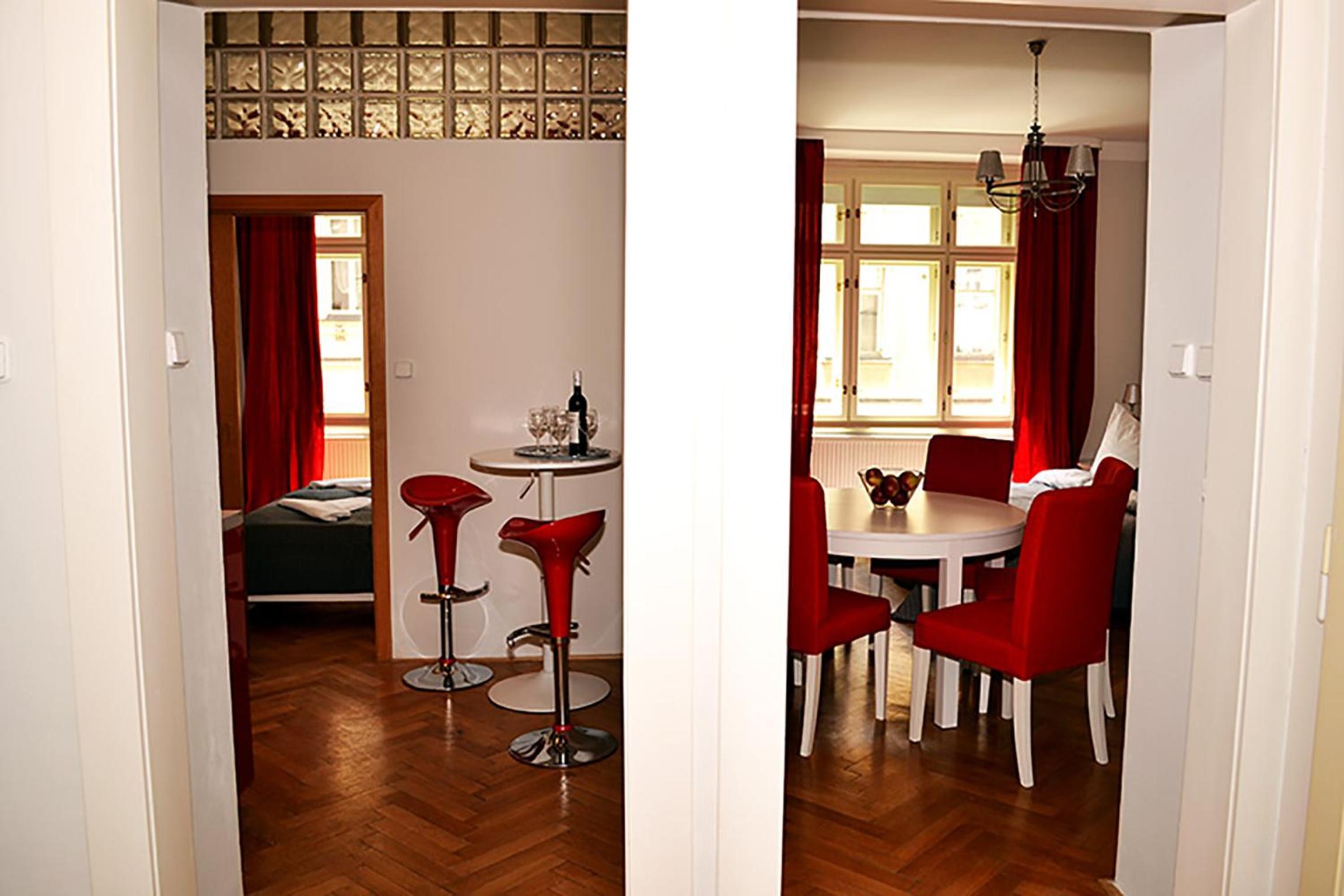Classic 2BDR suite by Ruterra