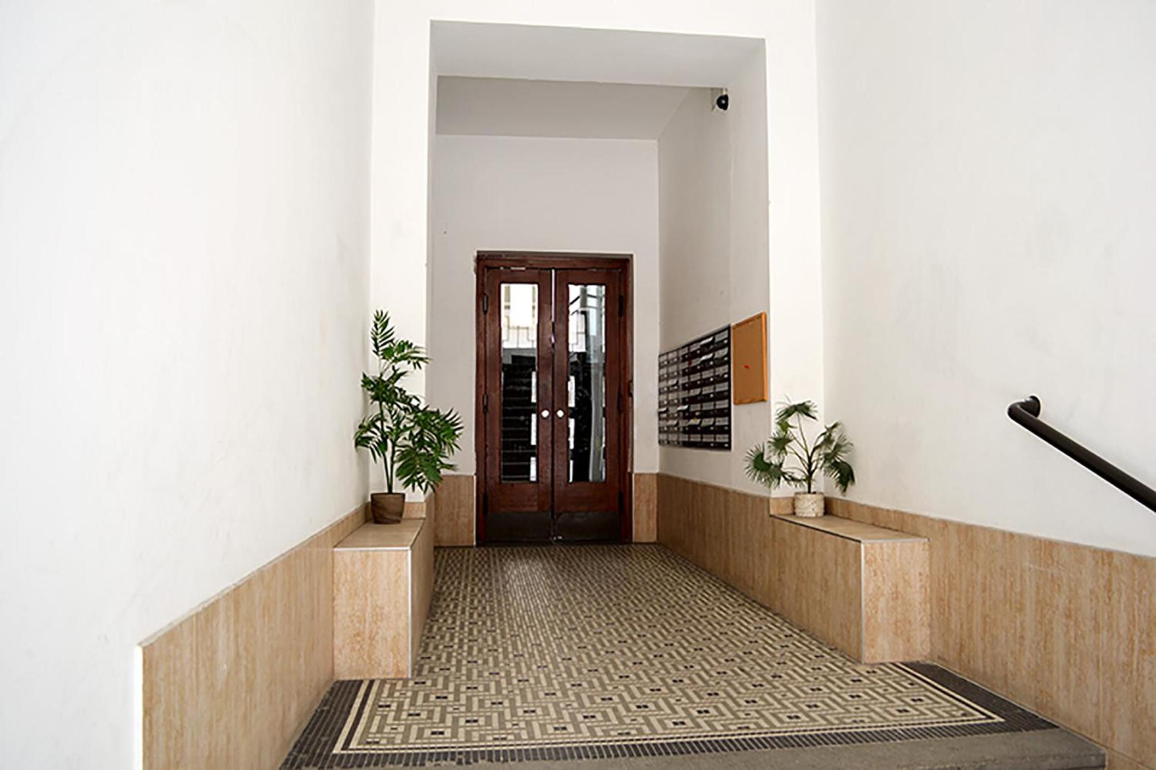 Classic 2BDR suite by Ruterra