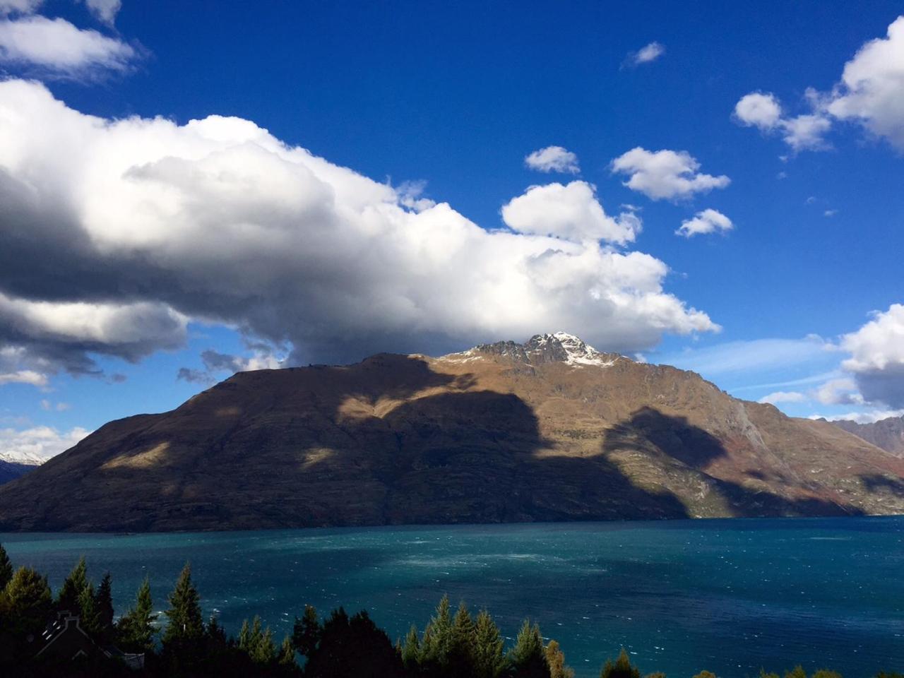 Queenstown Lakeview Holiday Home-5mins to town