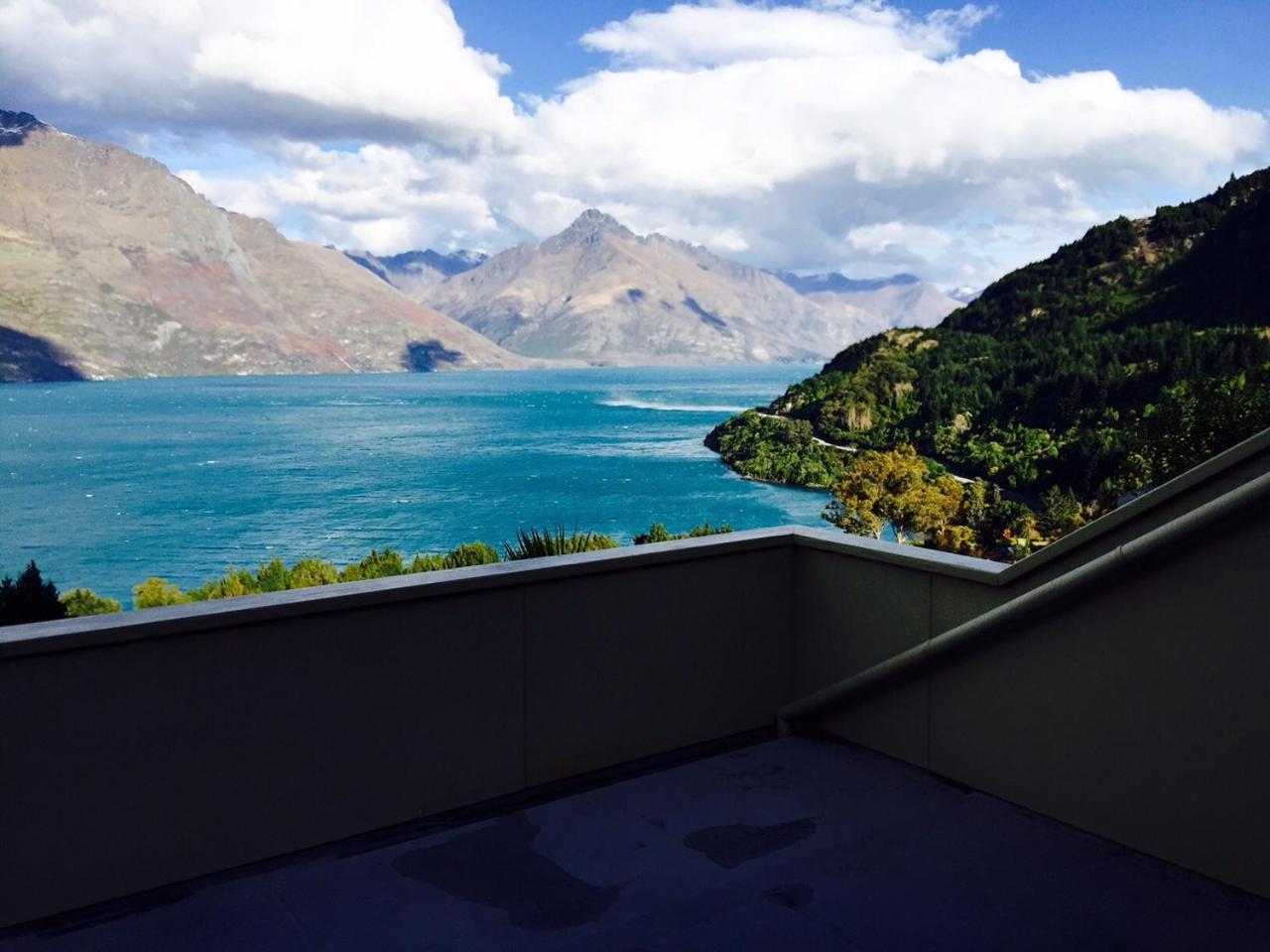 Queenstown Lakeview Holiday Home-5mins to town