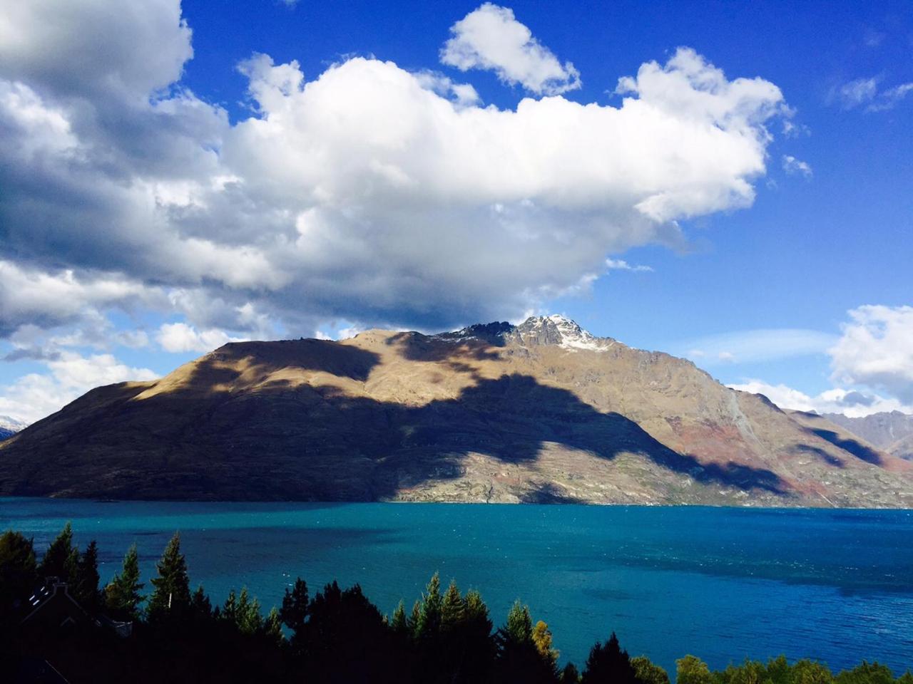 Queenstown Lakeview Holiday Home-5mins to town