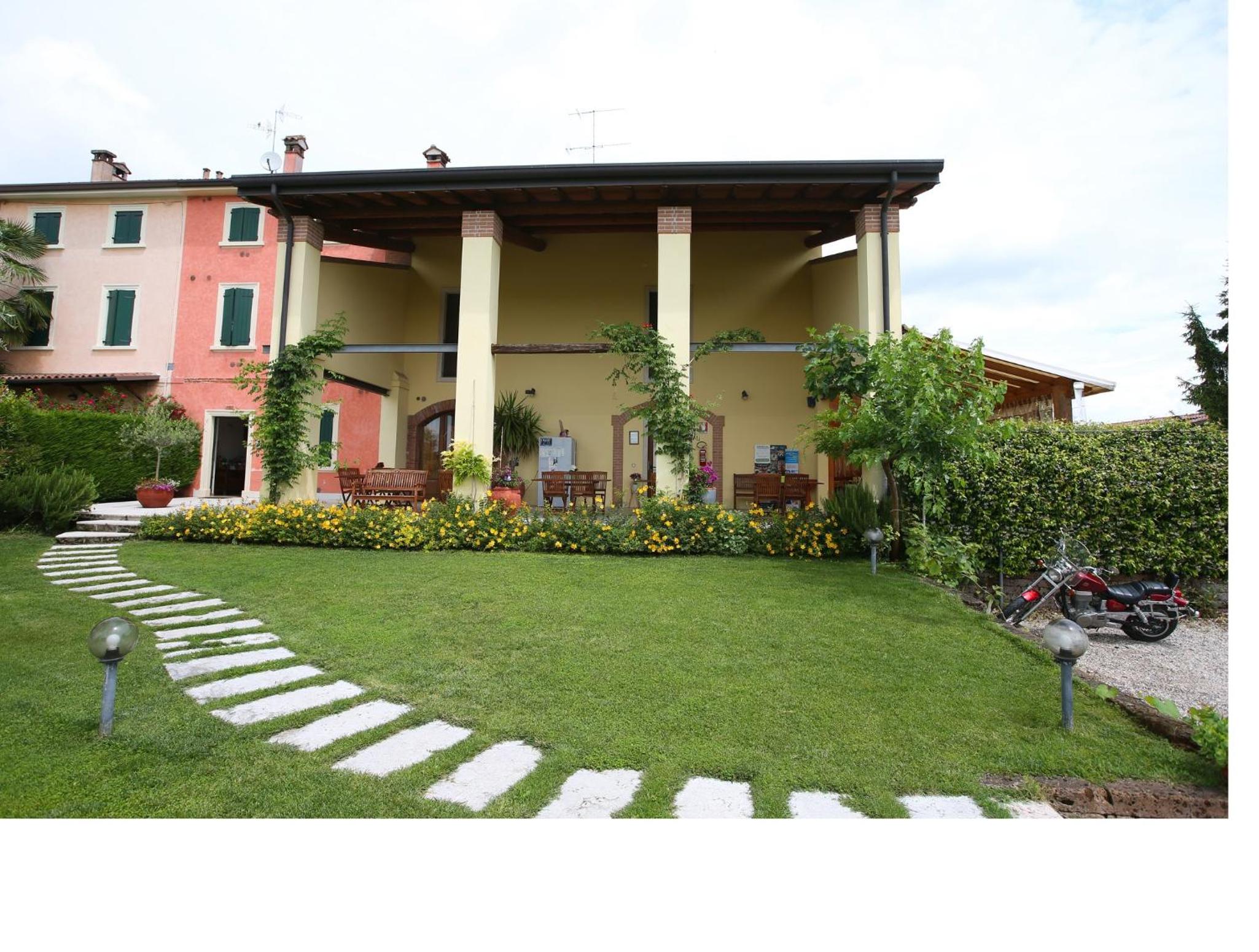 Agriturismo La Palazzina