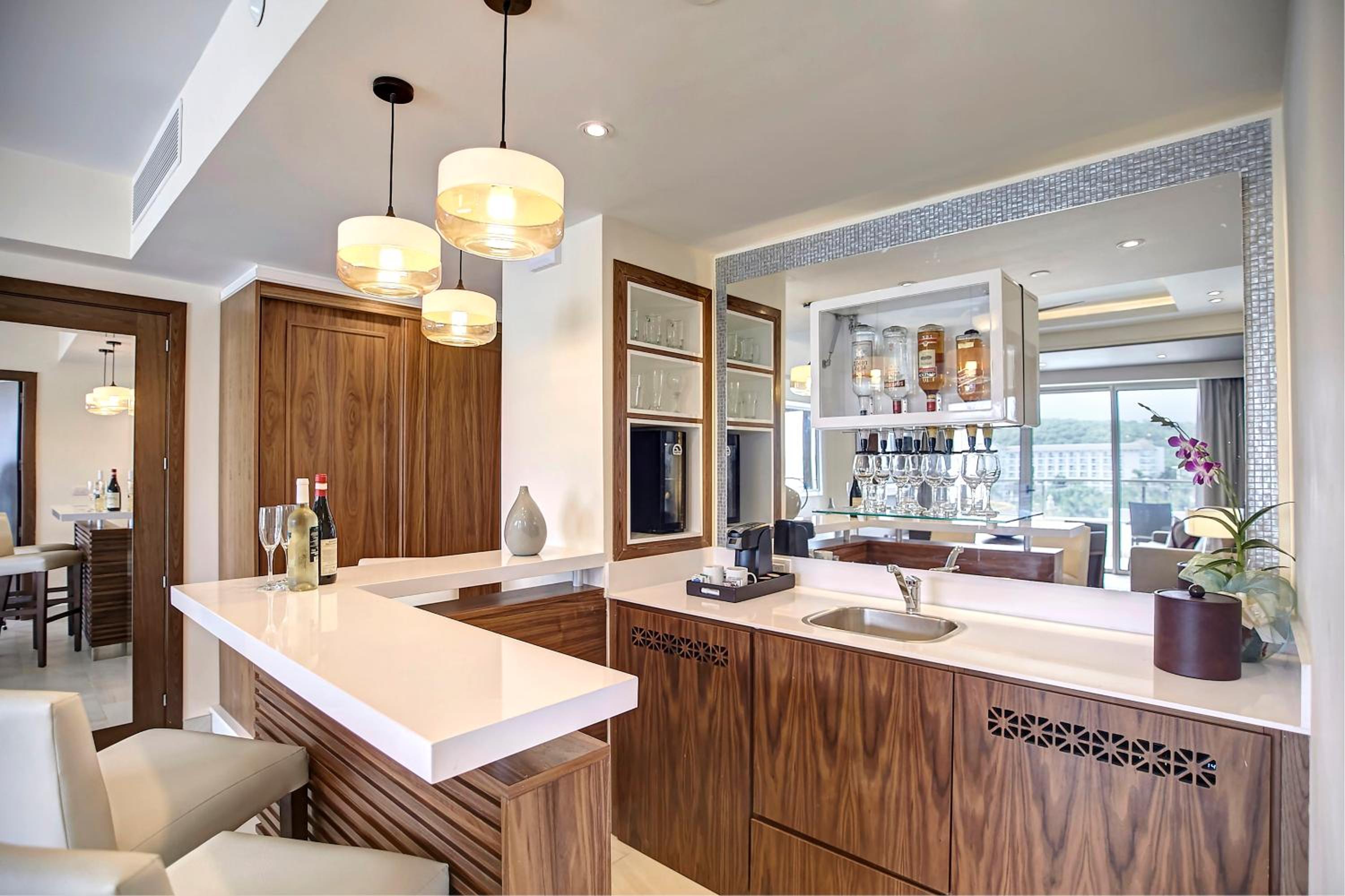 Jamaica Vacations - Royalton Negril, An Autograph Collection All-Inclusive Resort - Property Image 24