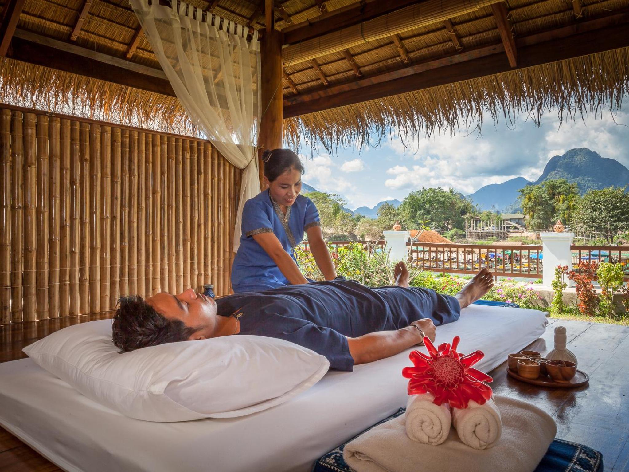 Riverside Boutique Resort, Vang Vieng — photo 40