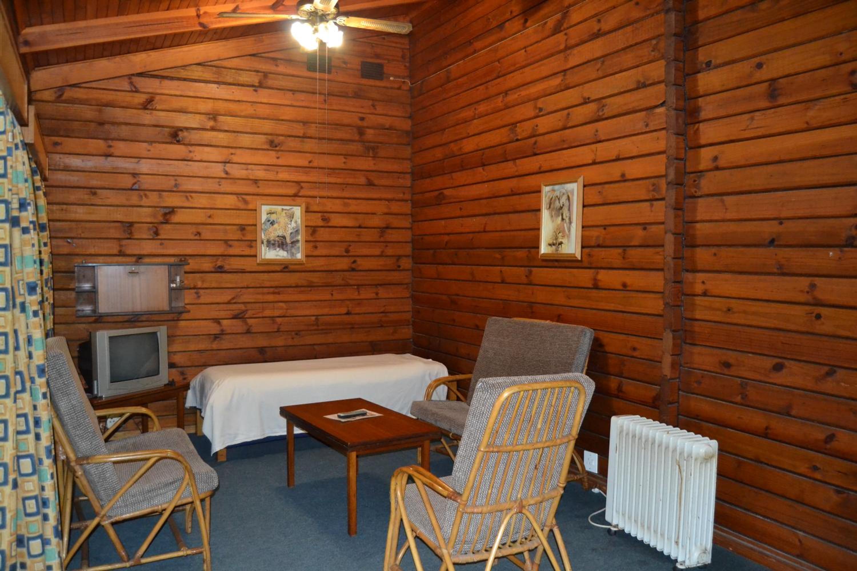 Log Cabin & Settlers Village