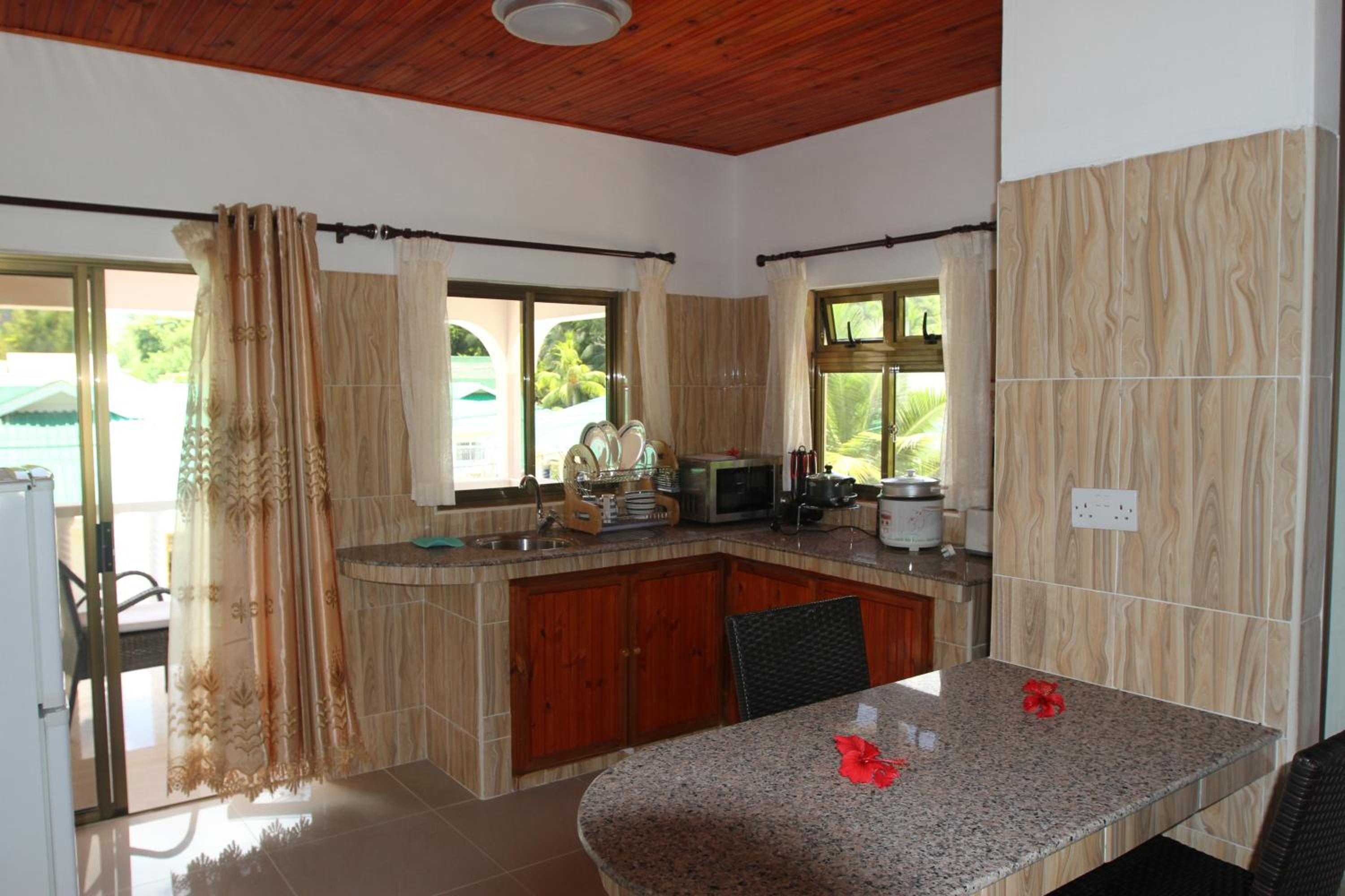 Tourterelle Holiday Home