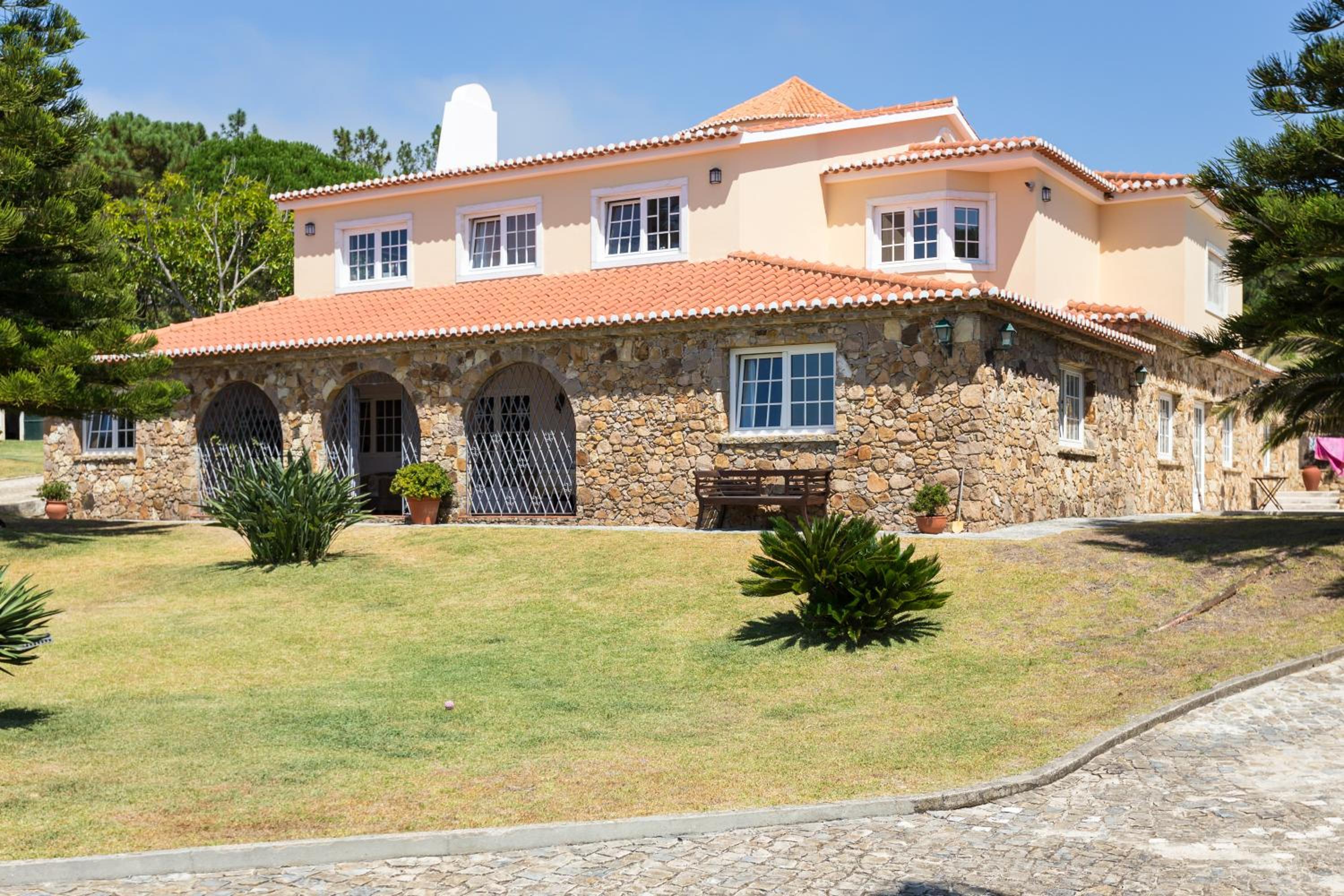 Hotel Quinta do Cabo Guesthouse - Image 1