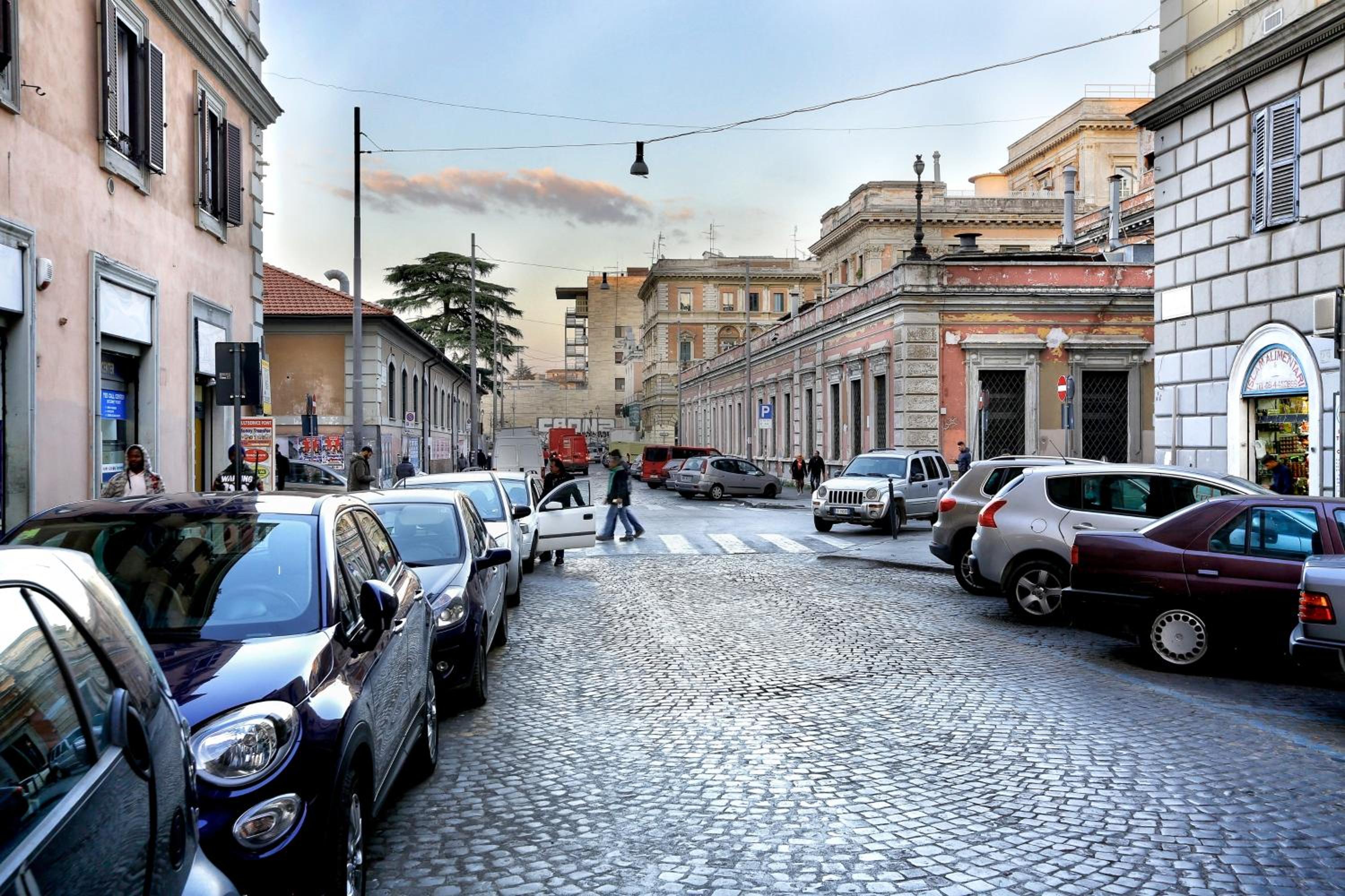Vanella Rome Domus