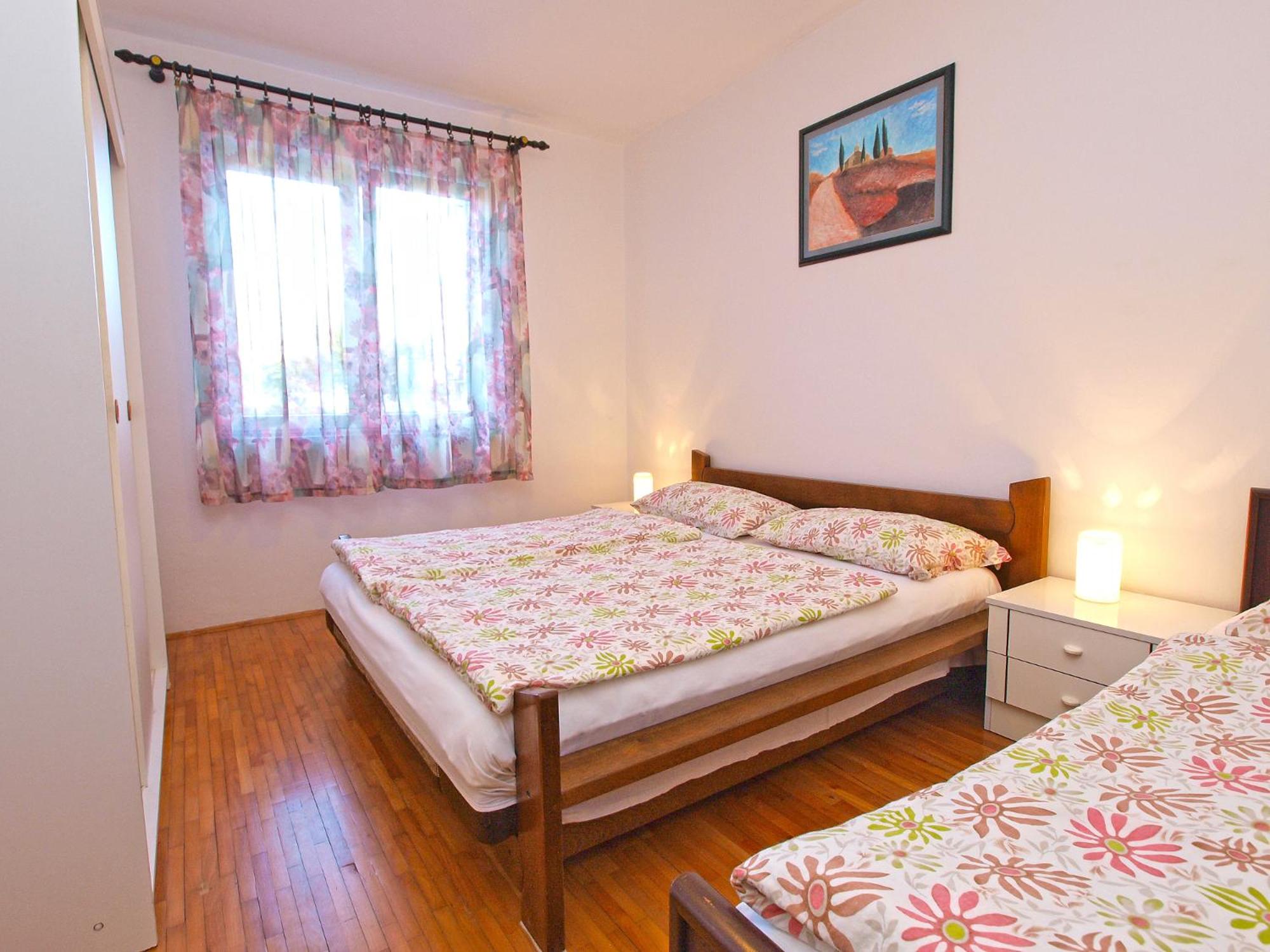 Apartments Dragica 929