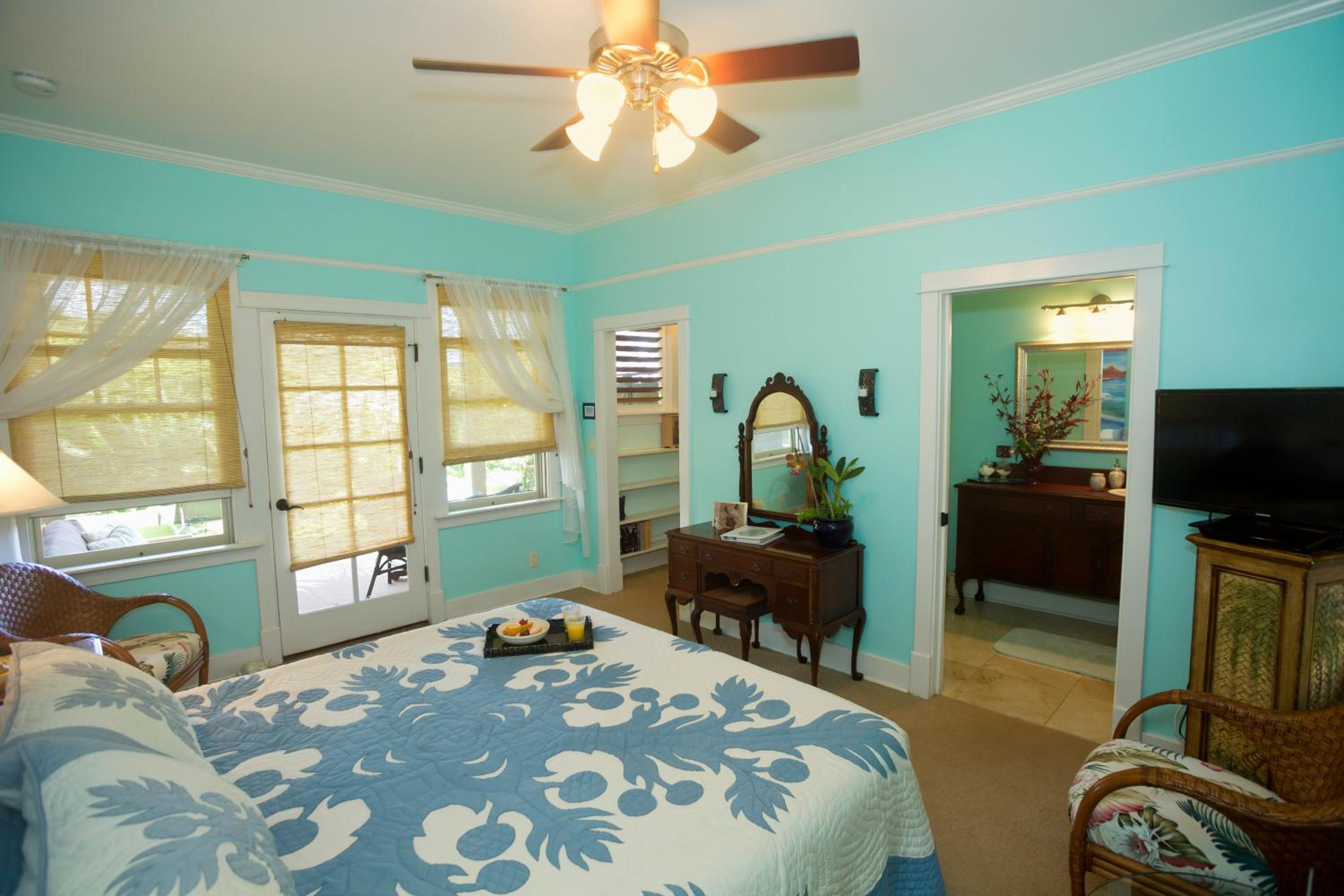 Iao Valley Inn