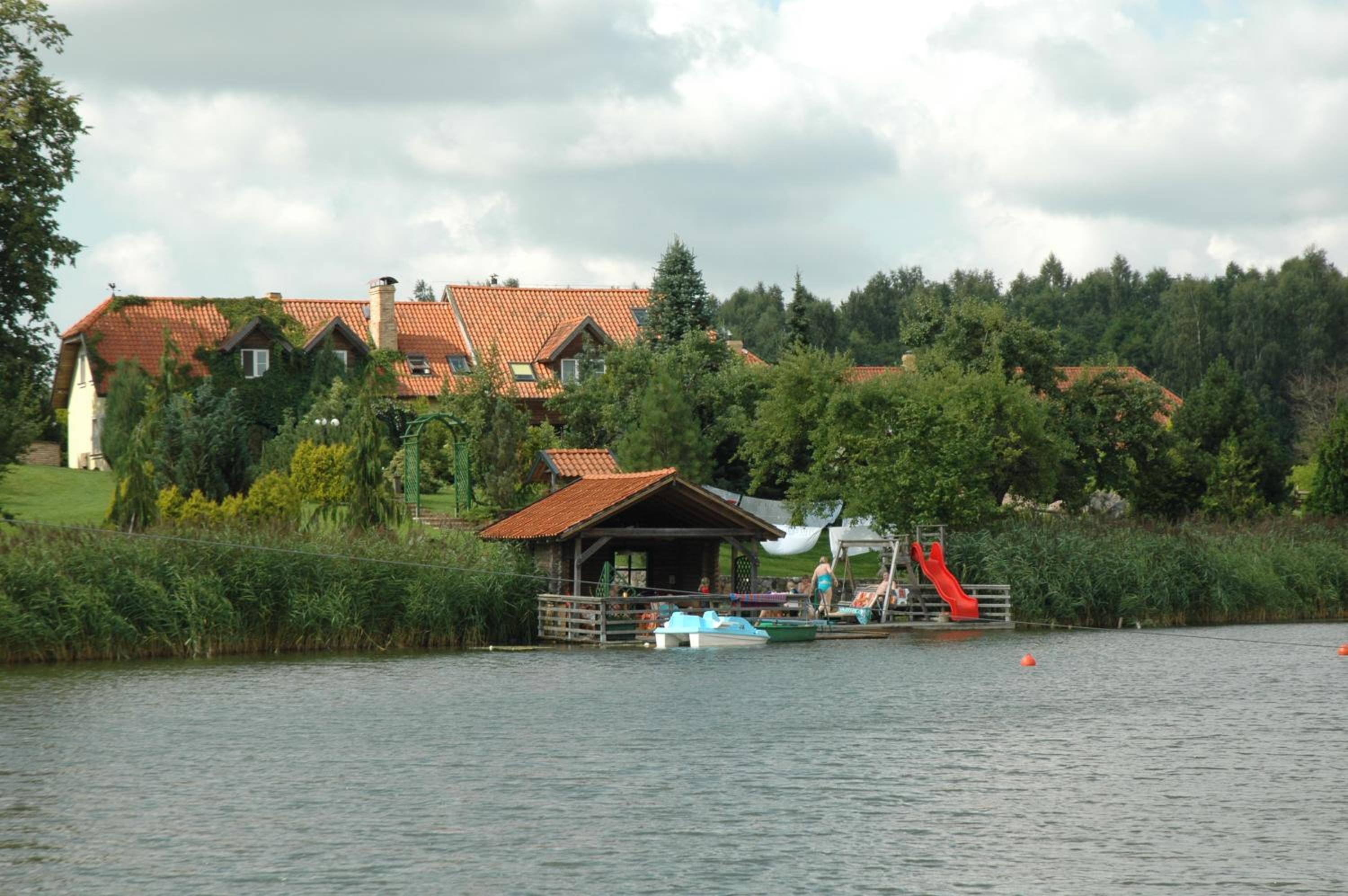 Photo 48