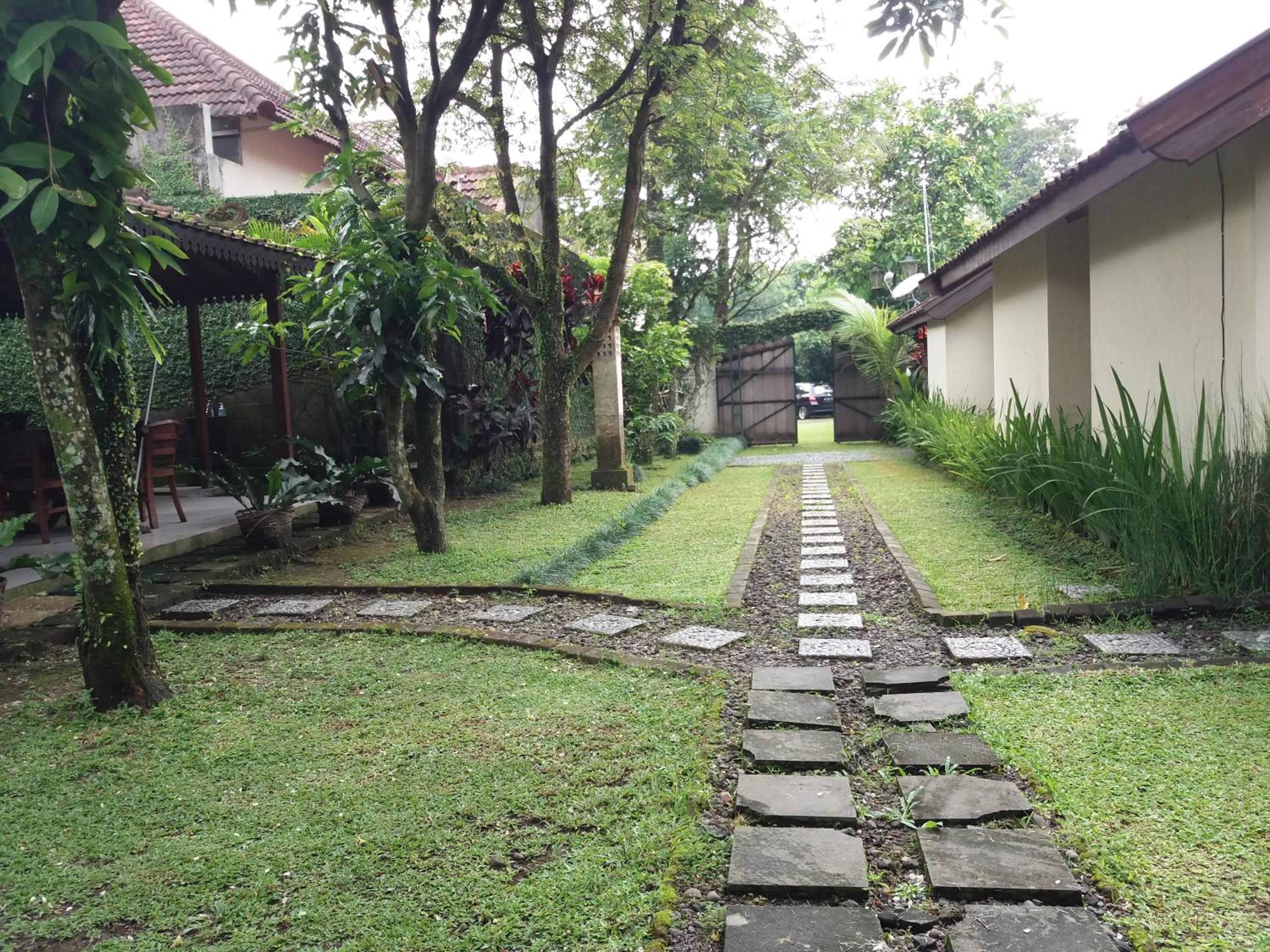 Alam Jogja Resort Mitra RedDoorz