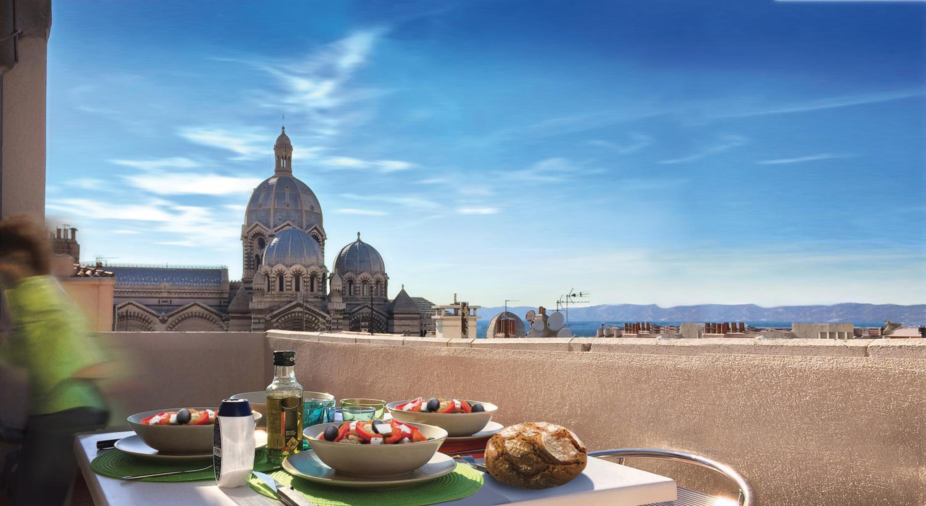 Hotel Ô51 - Image 1