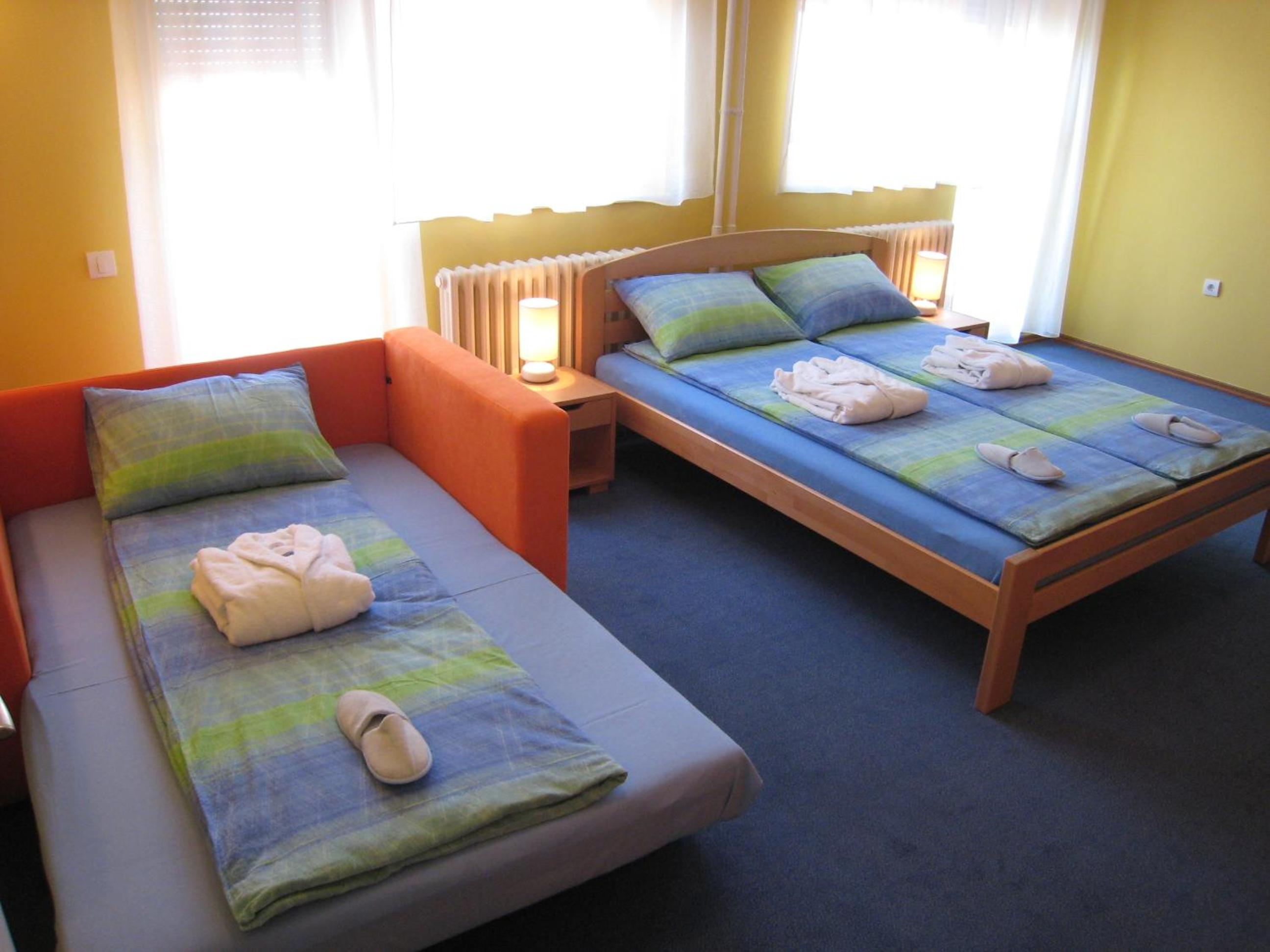 Photo 42