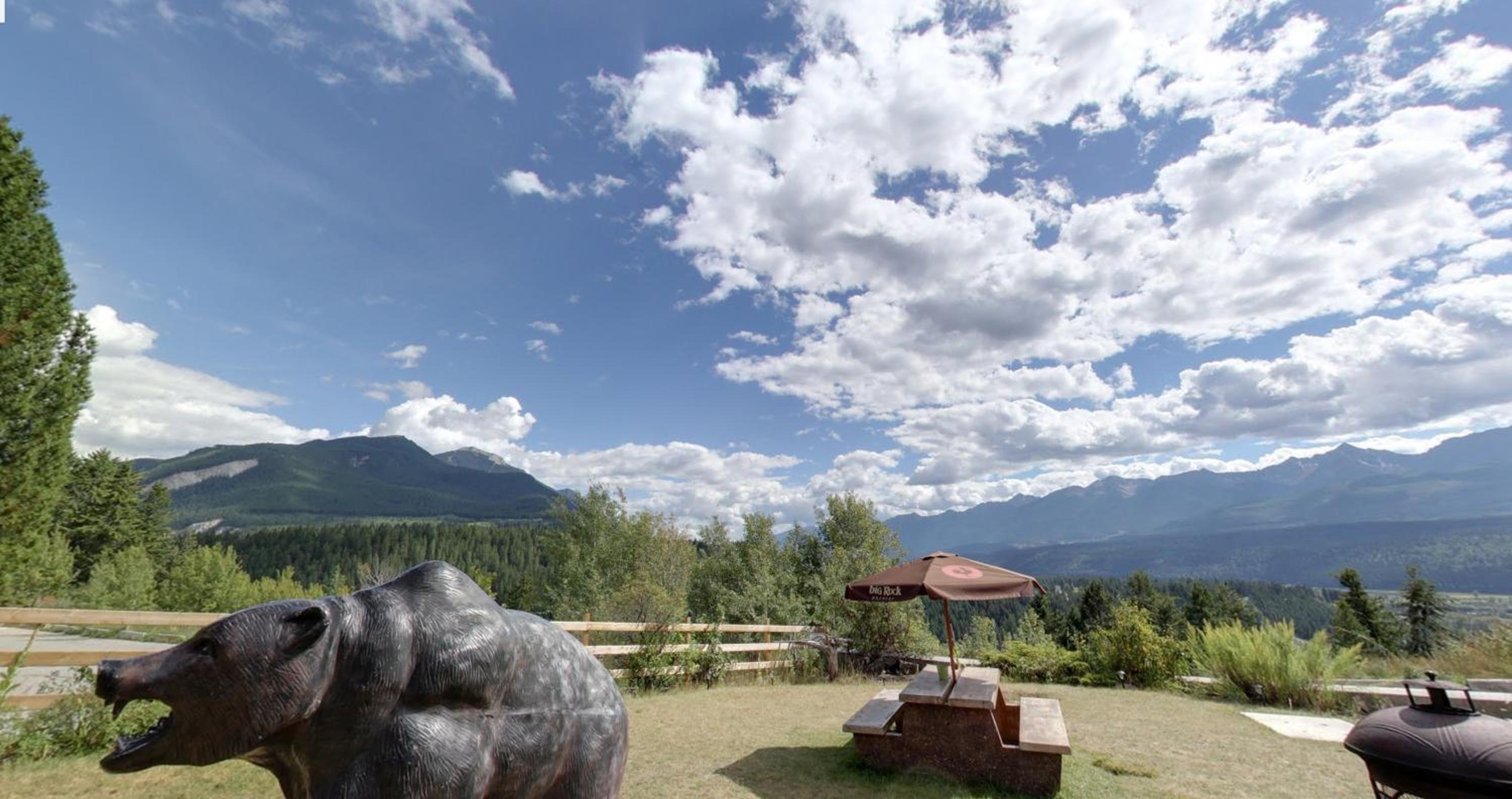 Golden Vacations - Days Inn by Wyndham Golden - Property Image 76