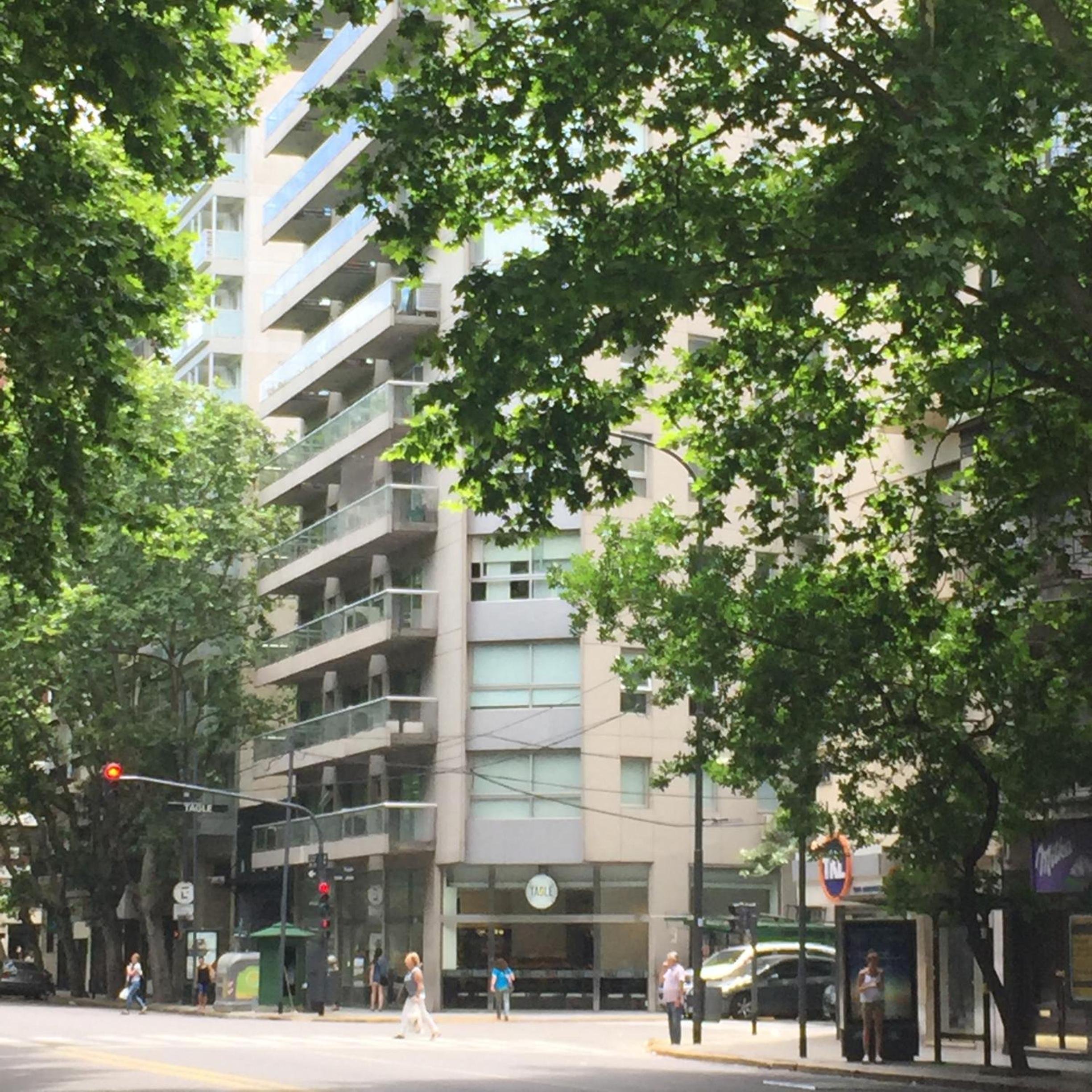 Luxury Apartment Tagle with flexible Chek in or Check out