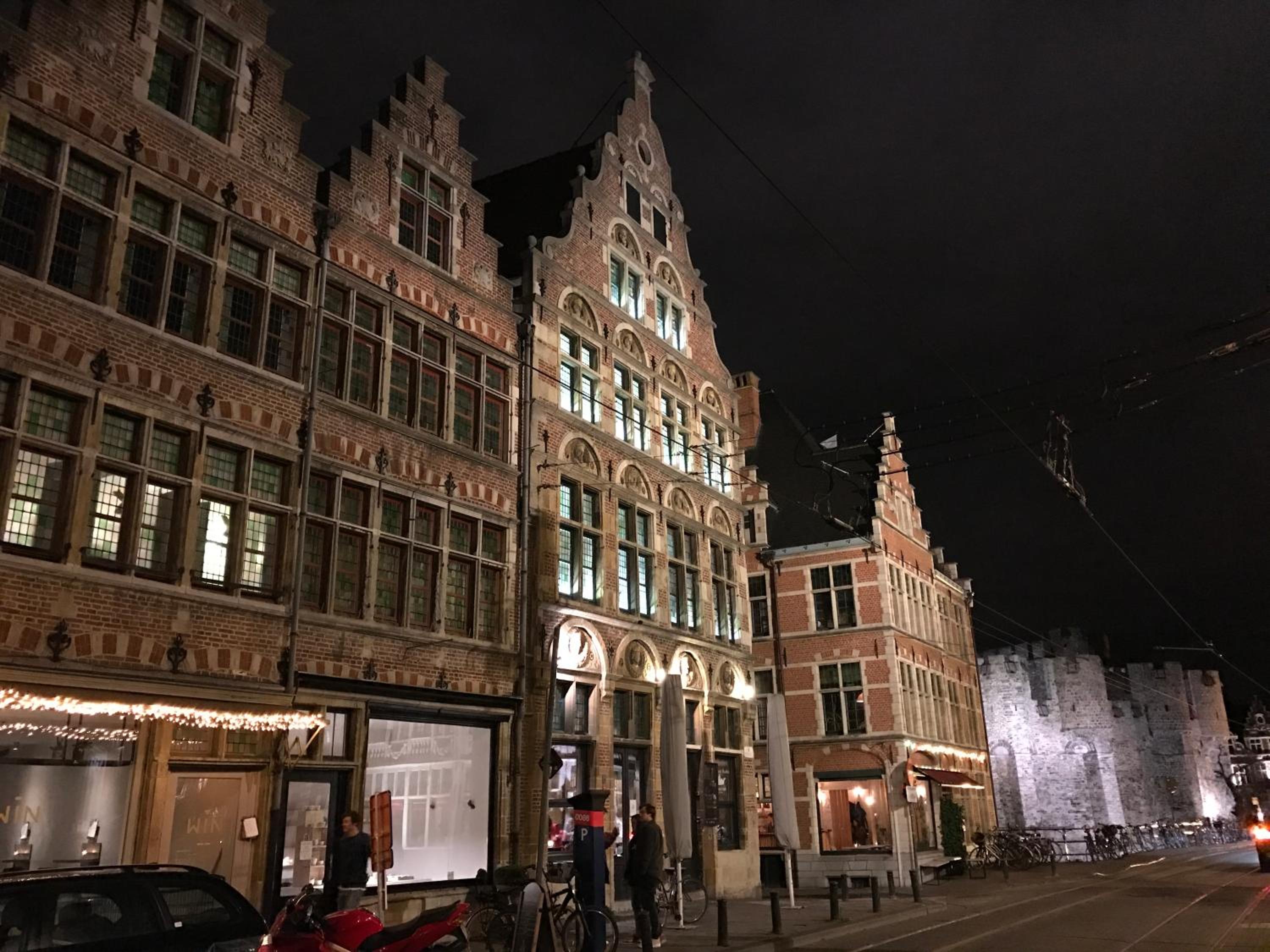 Burgstraat 8