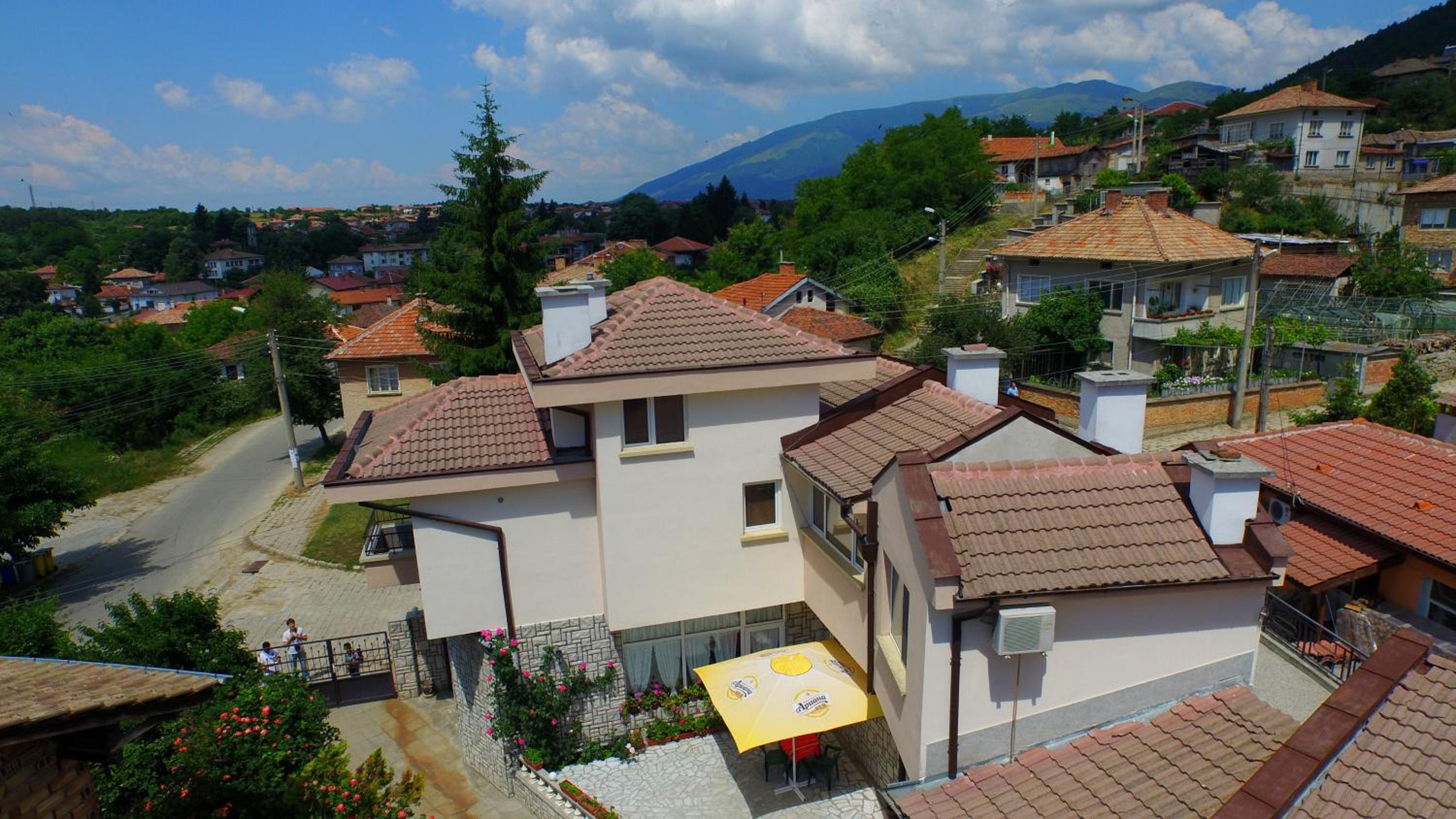 Mania Guest House