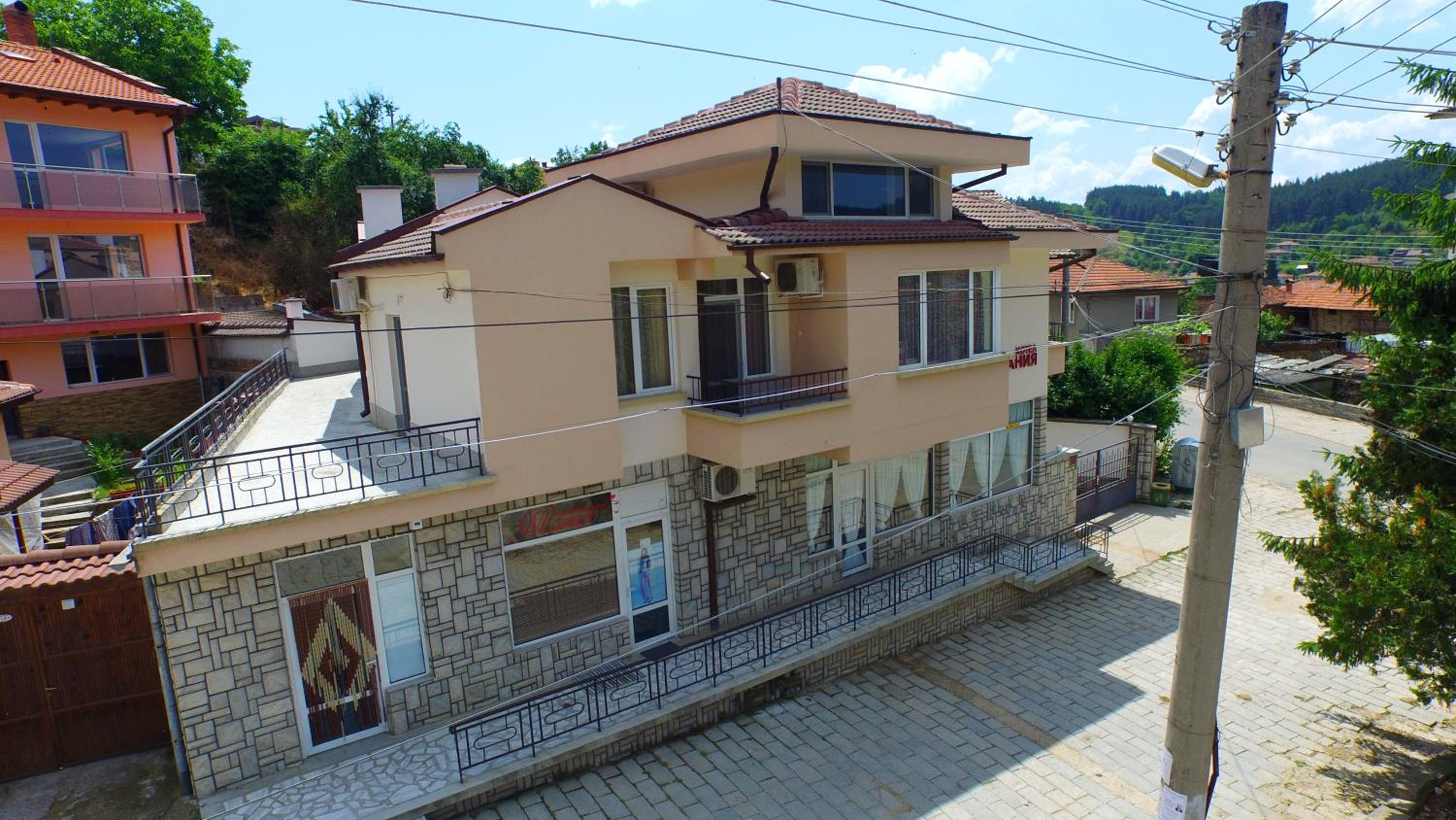 Mania Guest House