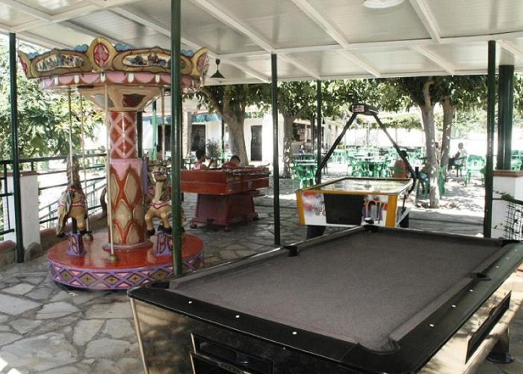 Camping Playa y Fiesta
