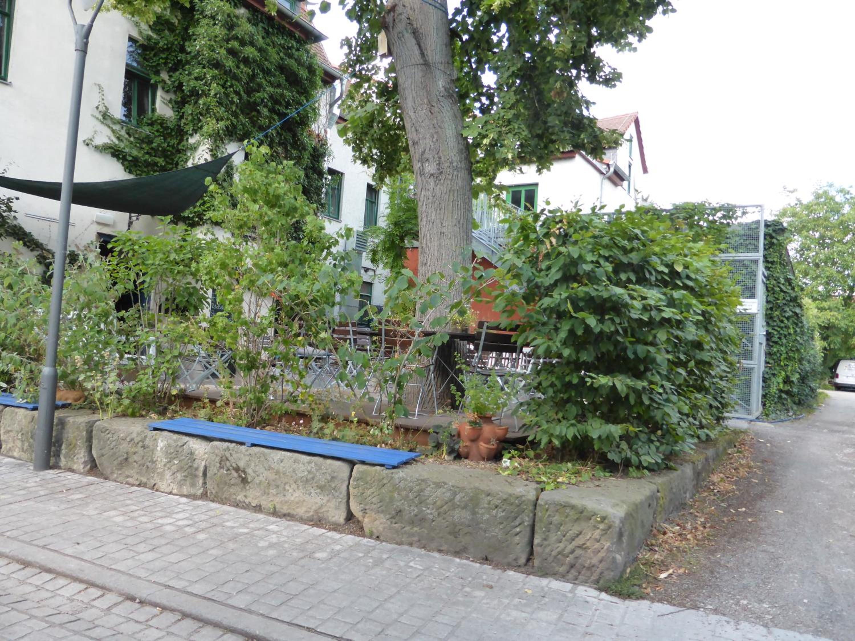 Ferienwohnung Friedrich Schiller, 2 Schlafzimmer, Balkon,kostenloses WiFi, nähe Zentrum,