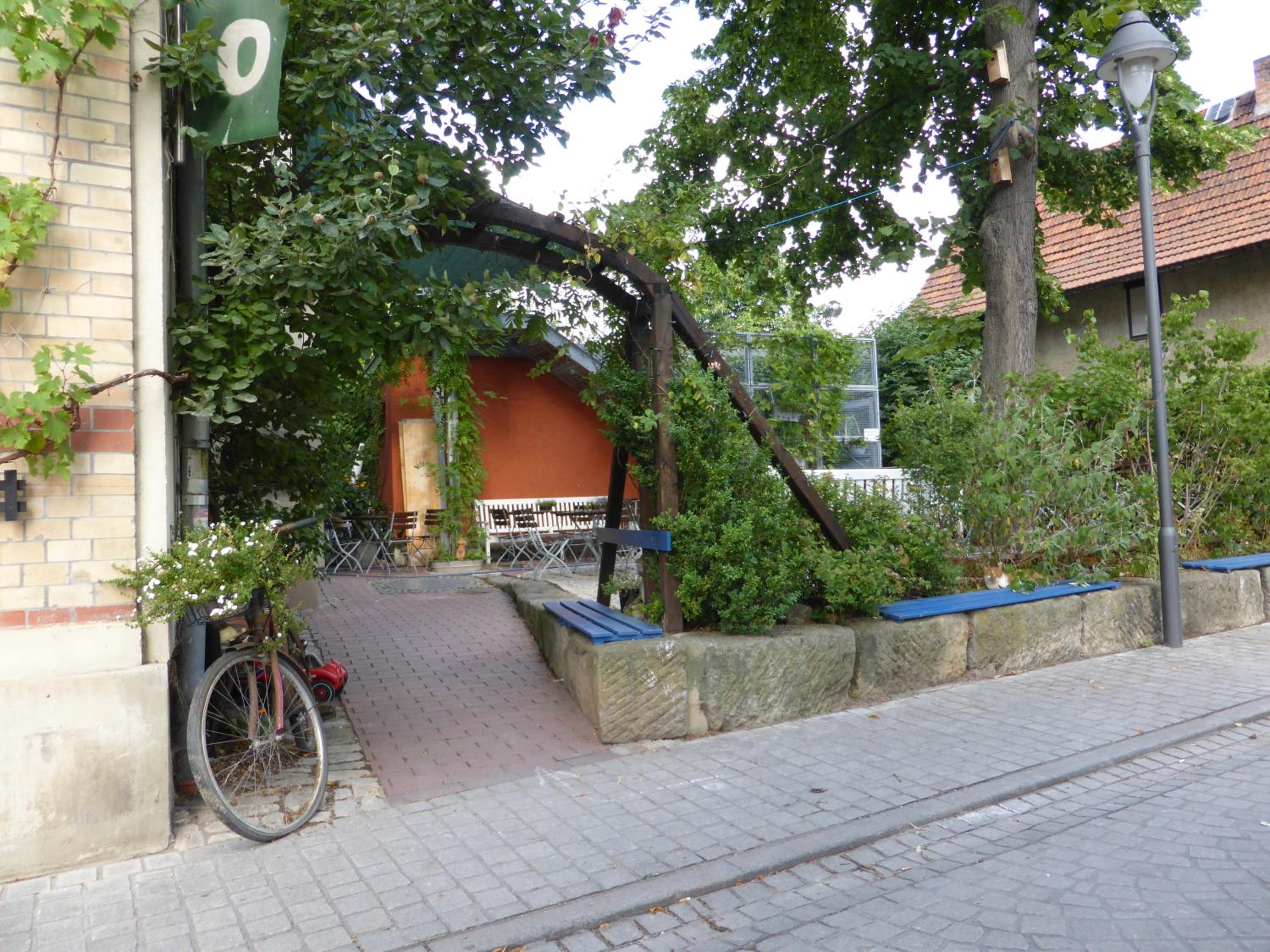 Ferienwohnung Friedrich Schiller, 2 Schlafzimmer, Balkon,kostenloses WiFi, nähe Zentrum,