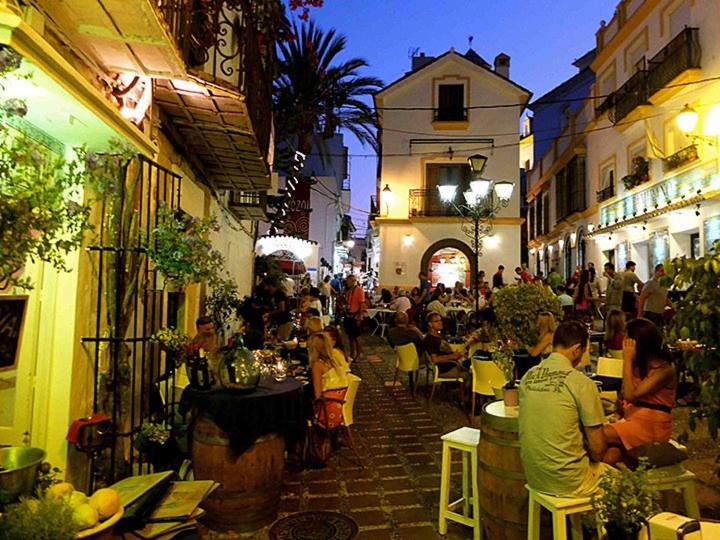 Jardines Del Puerto