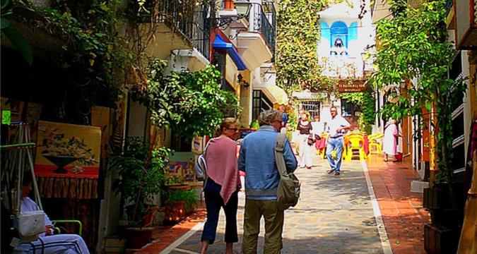 Jardines Del Puerto