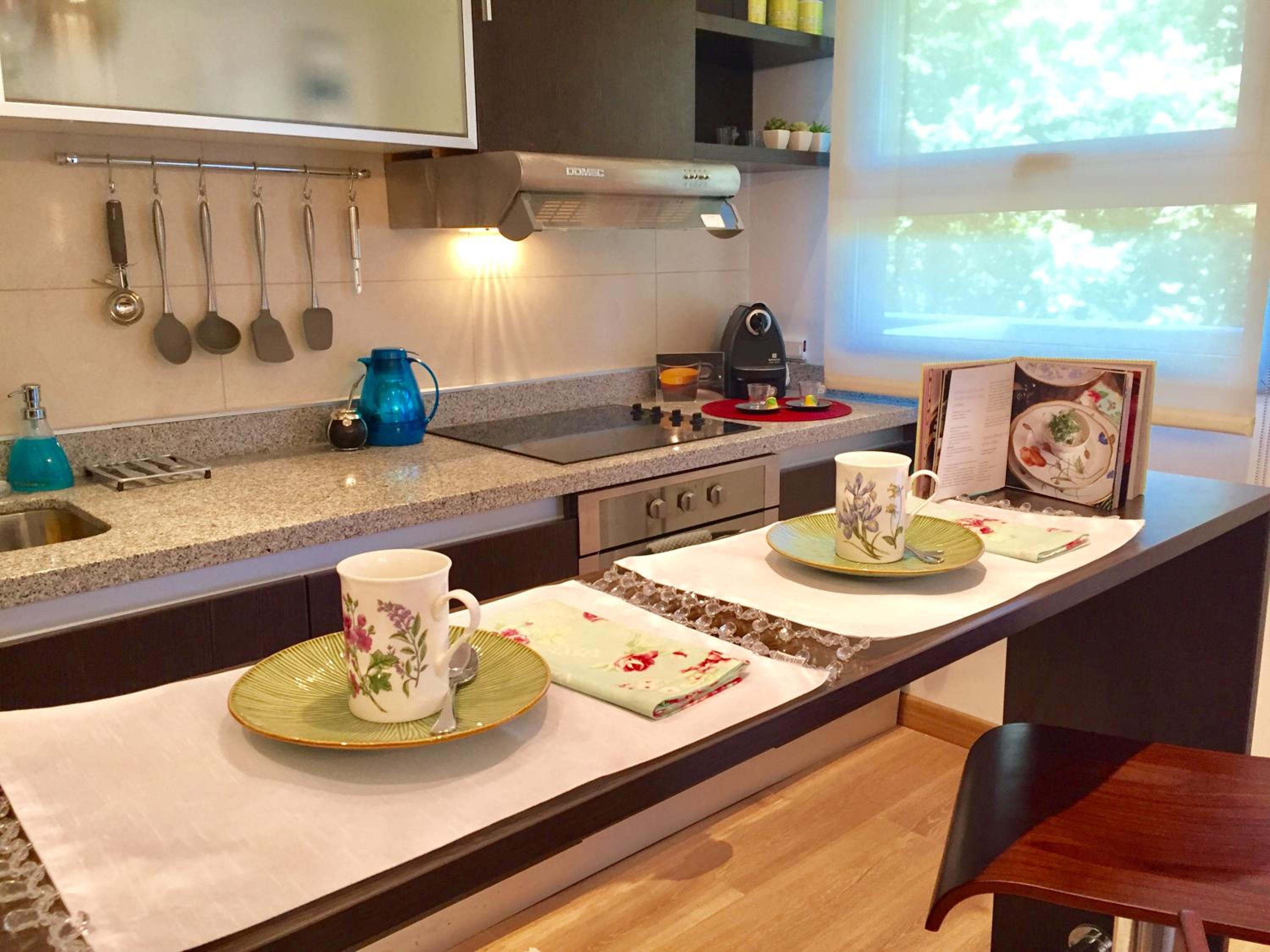 Luxury Apartment Tagle with flexible Chek in or Check out