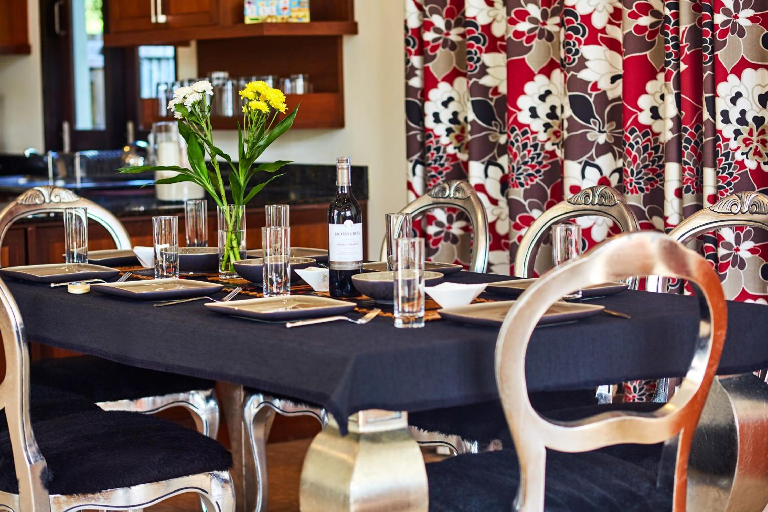 Hotel NB Villa Lilawadee - Image 1